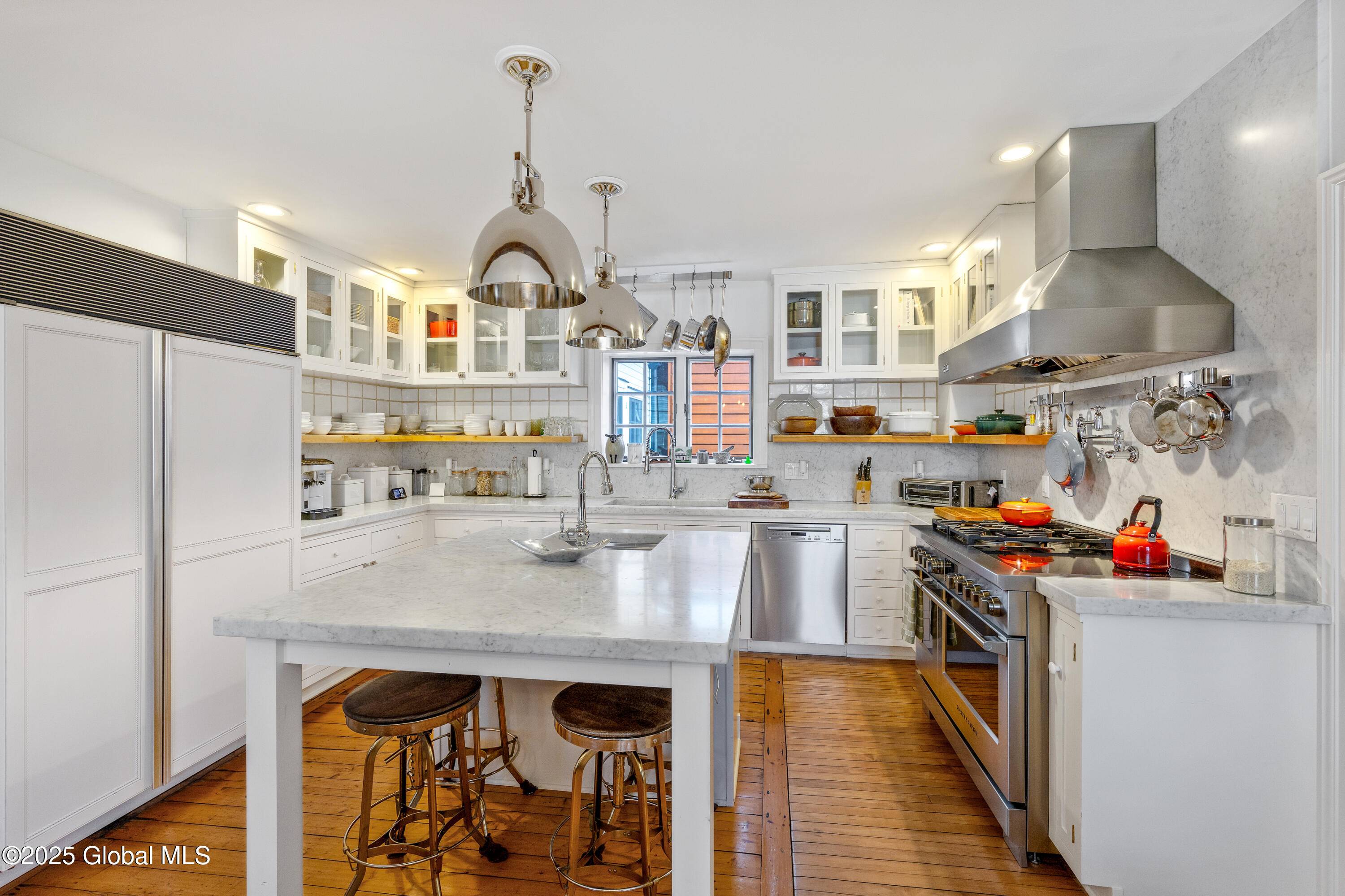 Saratoga Springs, NY 12866,49 Franklin Street