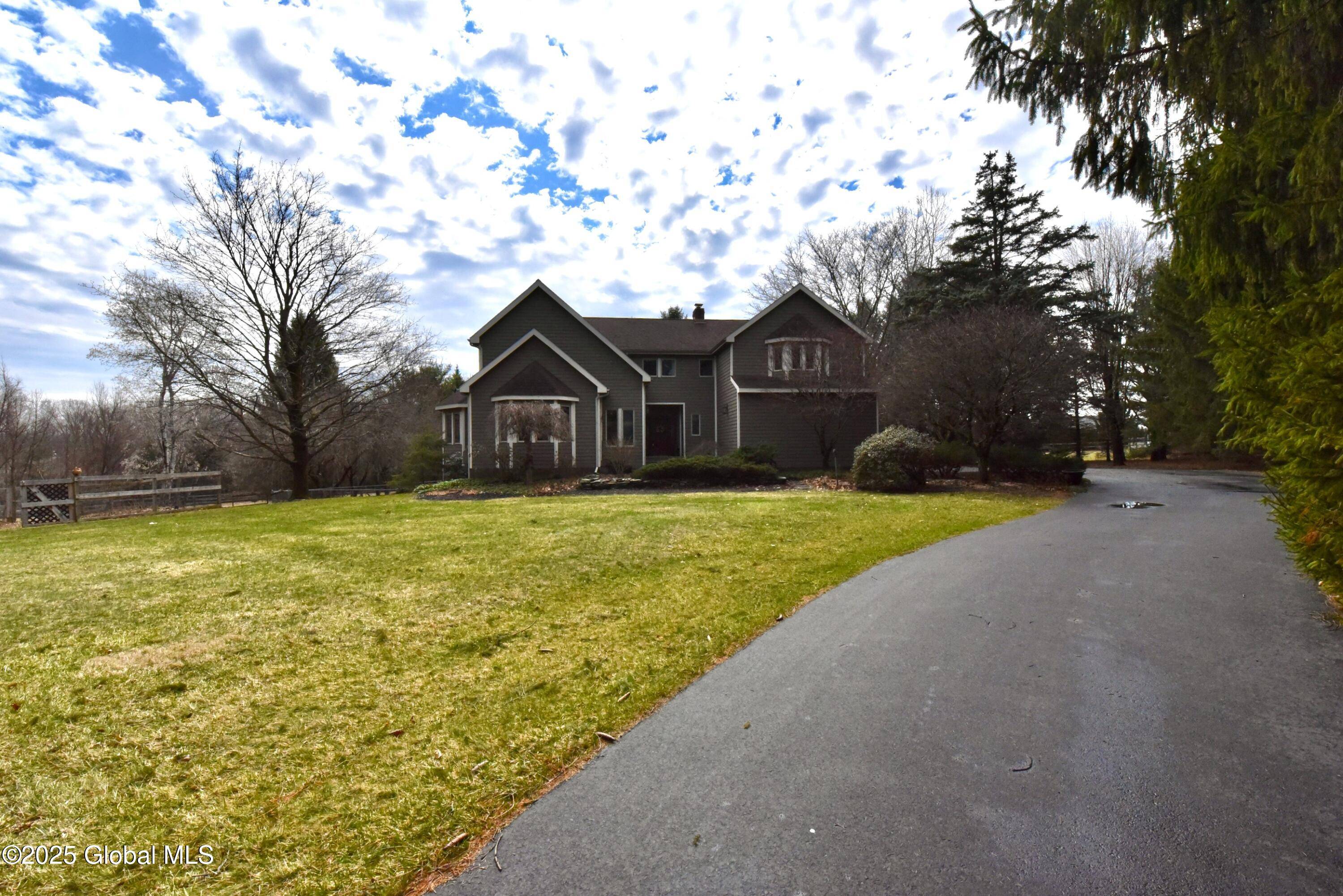 Halfmoon, NY 12065,212 Anthony Road
