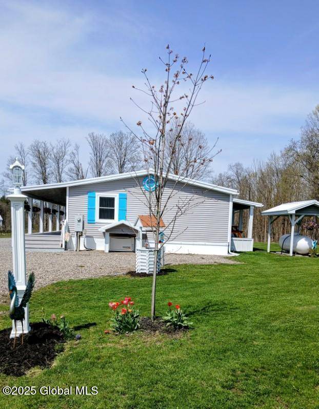 Palatine, NY 13428,612 Oswegatchie Road