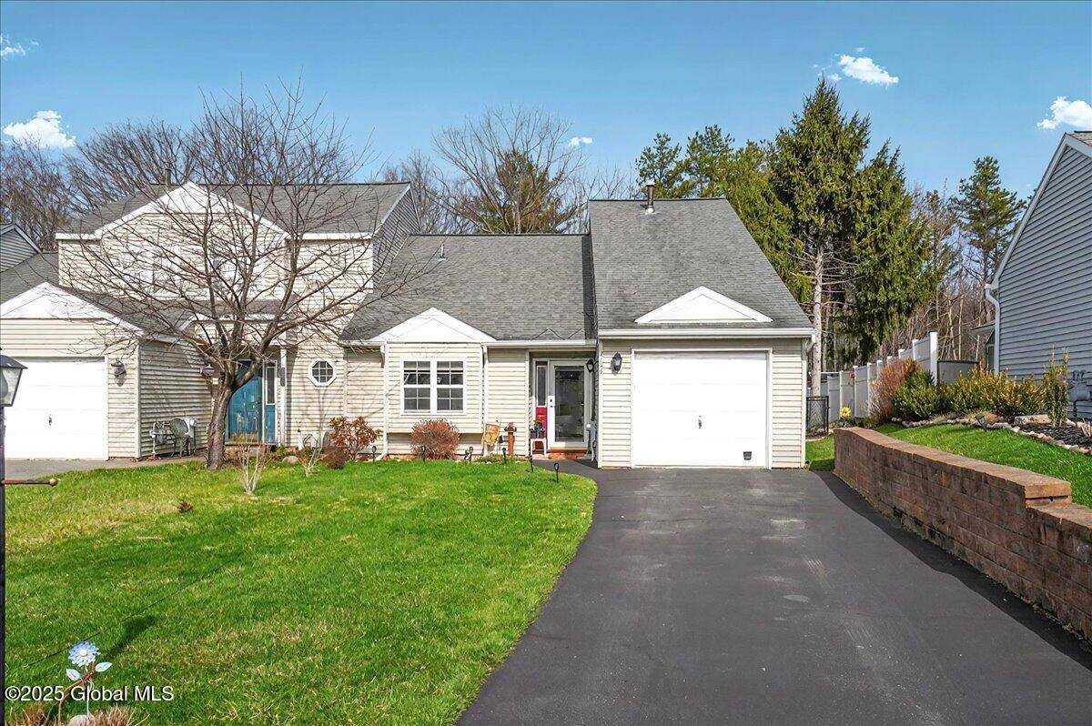 Glenville, NY 12302,1154 Spearhead Drive
