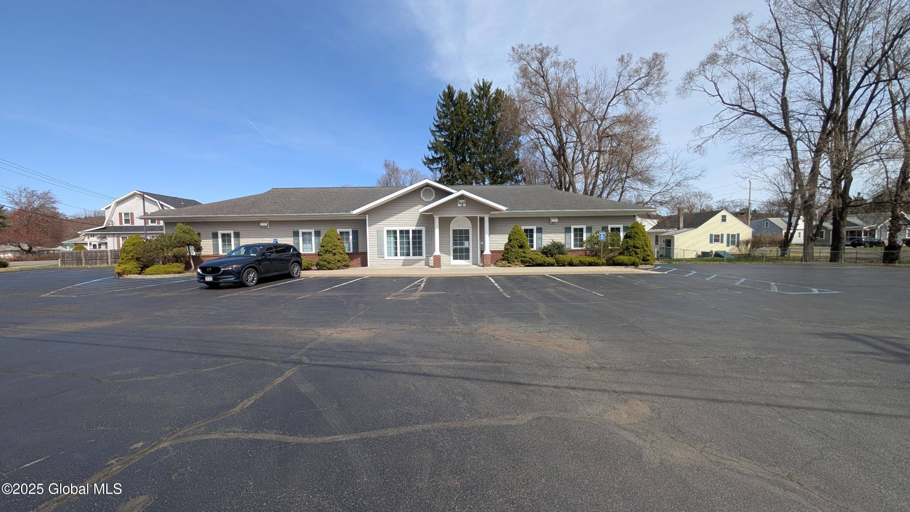 North Greenbush, NY 12198,27 West Sand Lake Road