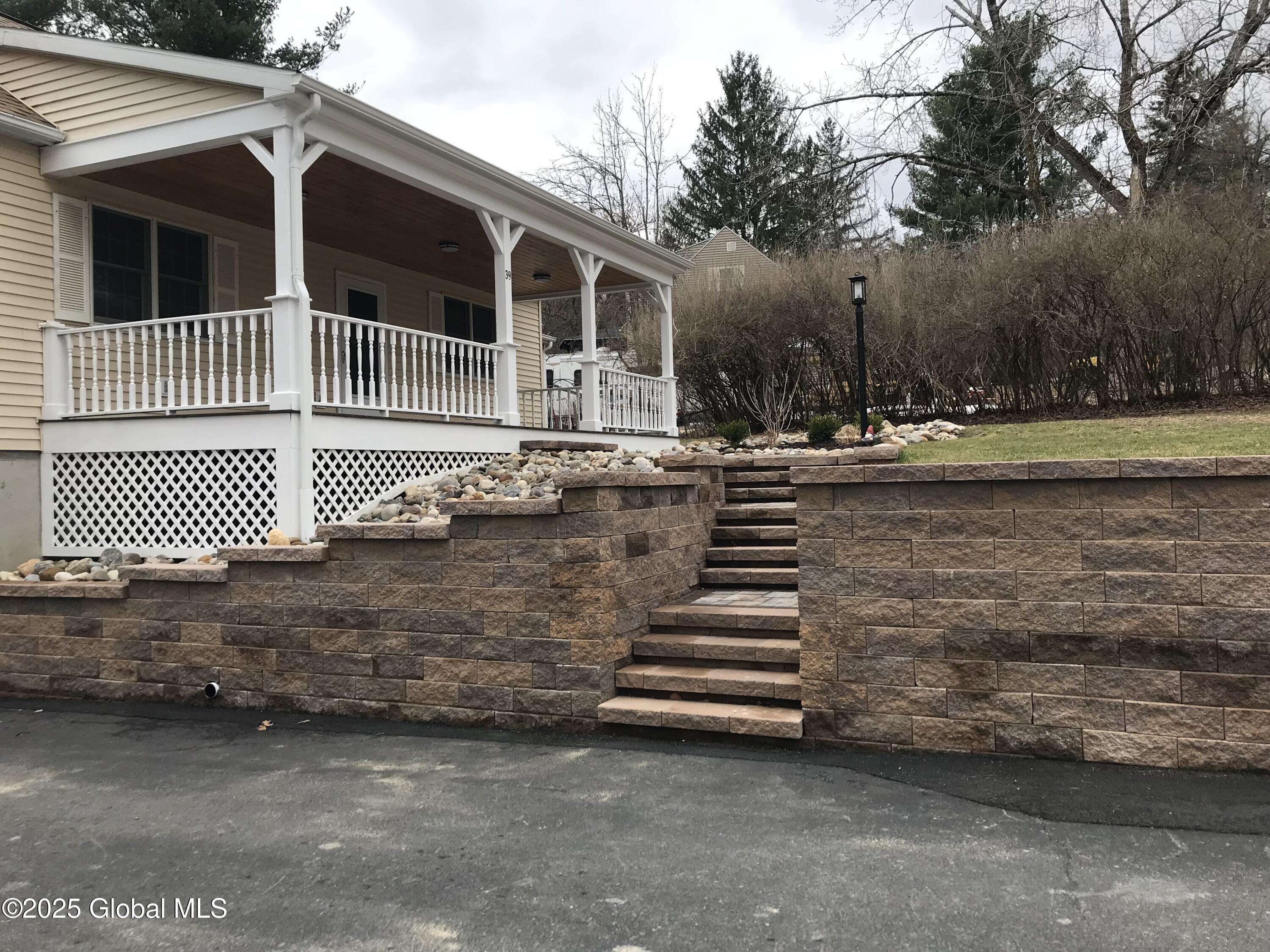 Sand Lake, NY 12196,39 Wildwood Heights