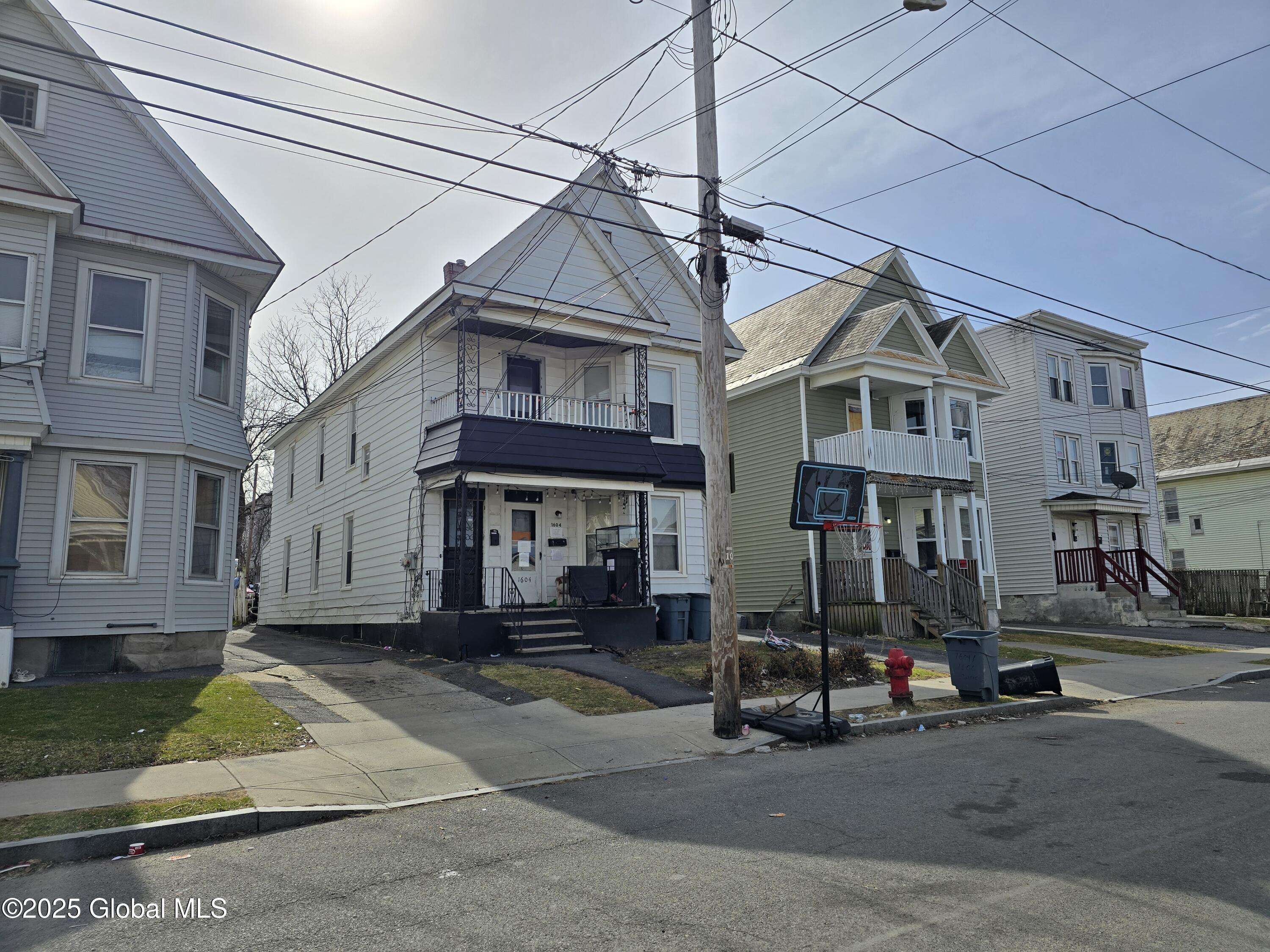 Schenectady, NY 12308,1604 Carrie Street