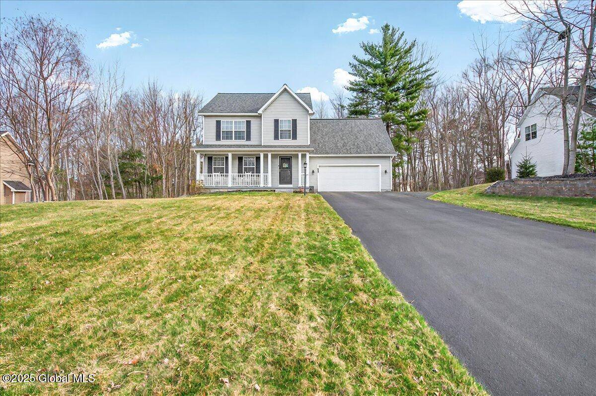 Milton, NY 12020,908 MacArthur Drive