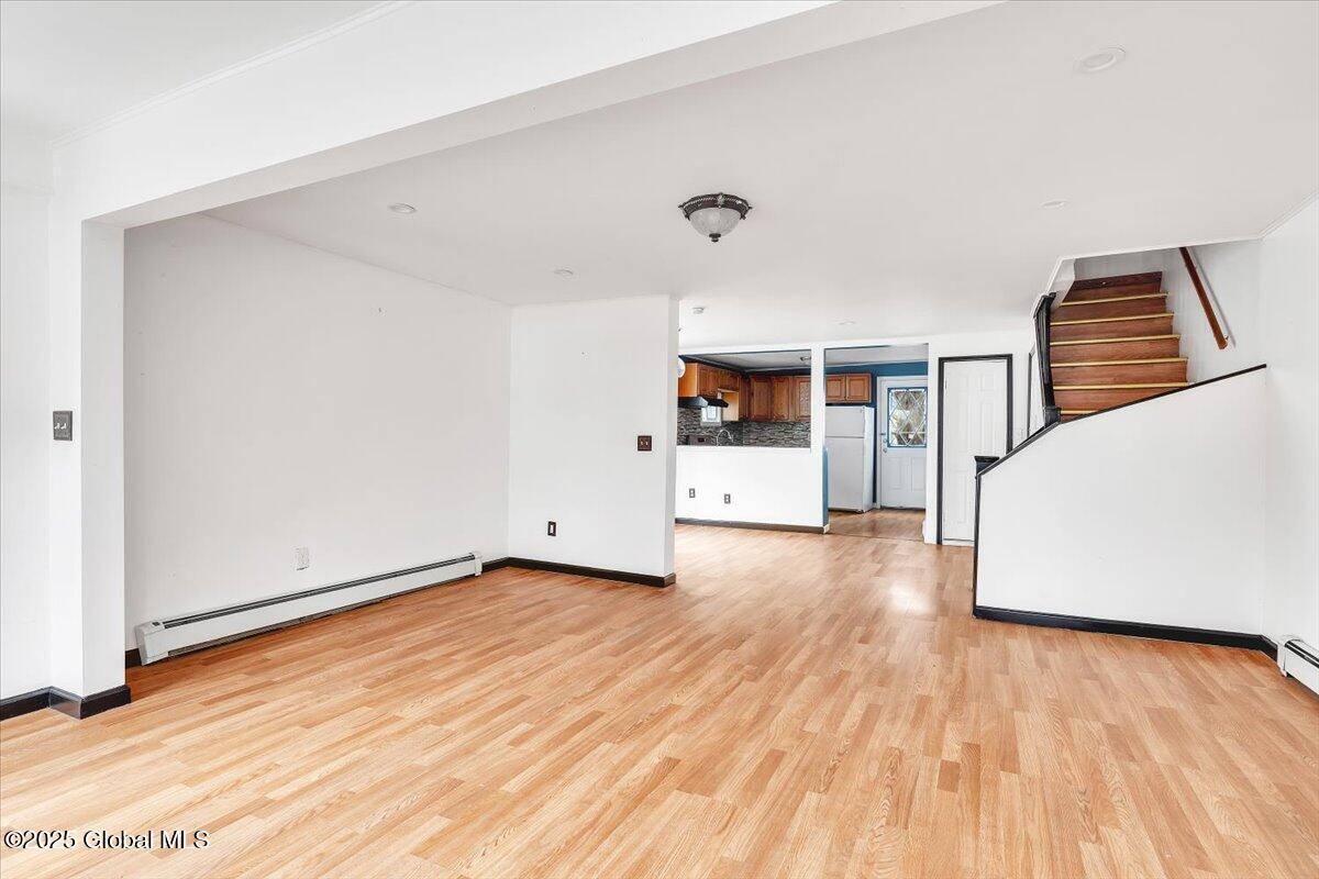 Schenectady, NY 12304,143 Linden Street