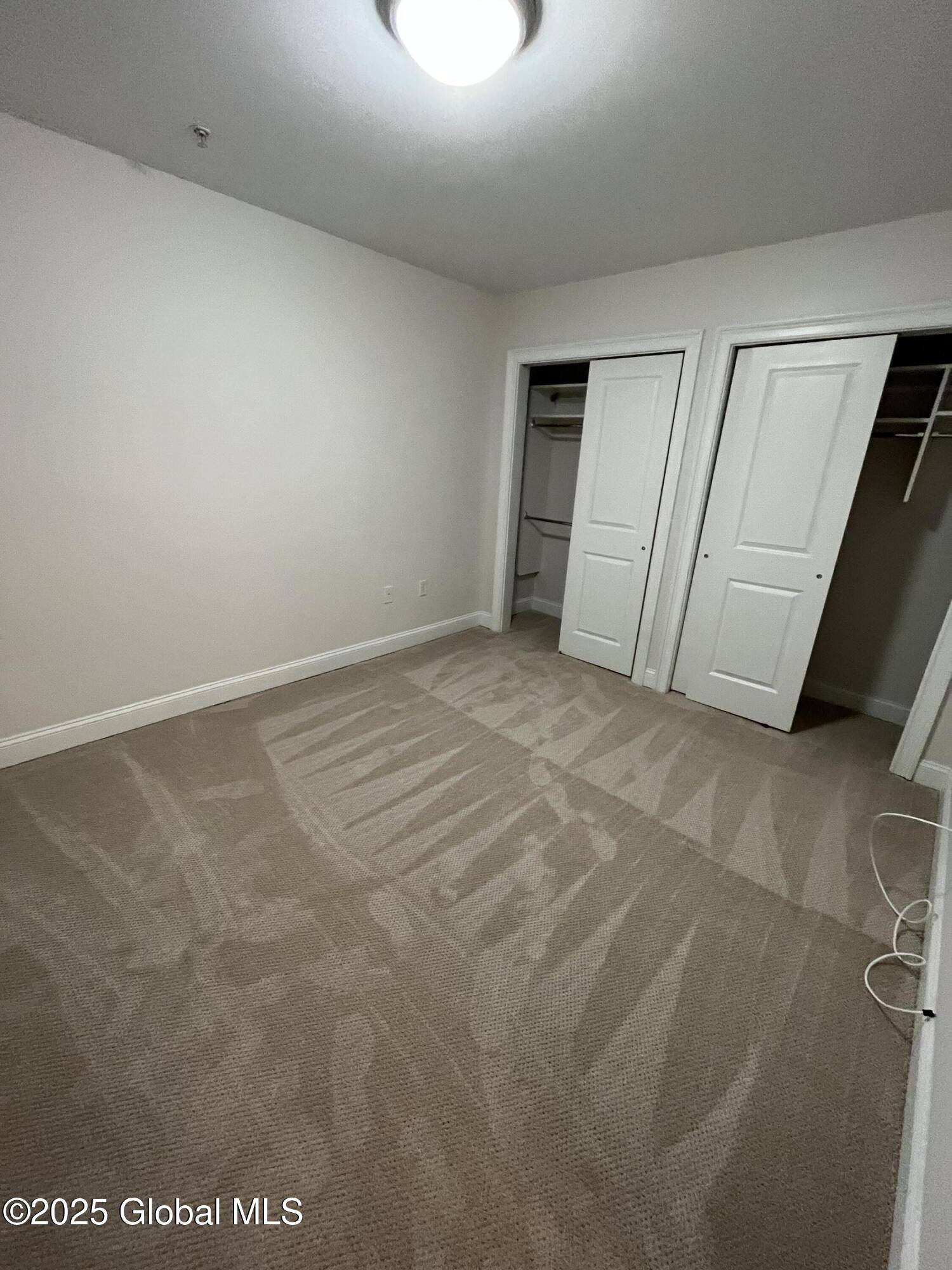 Troy, NY 12180,33 2nd Avenue #203