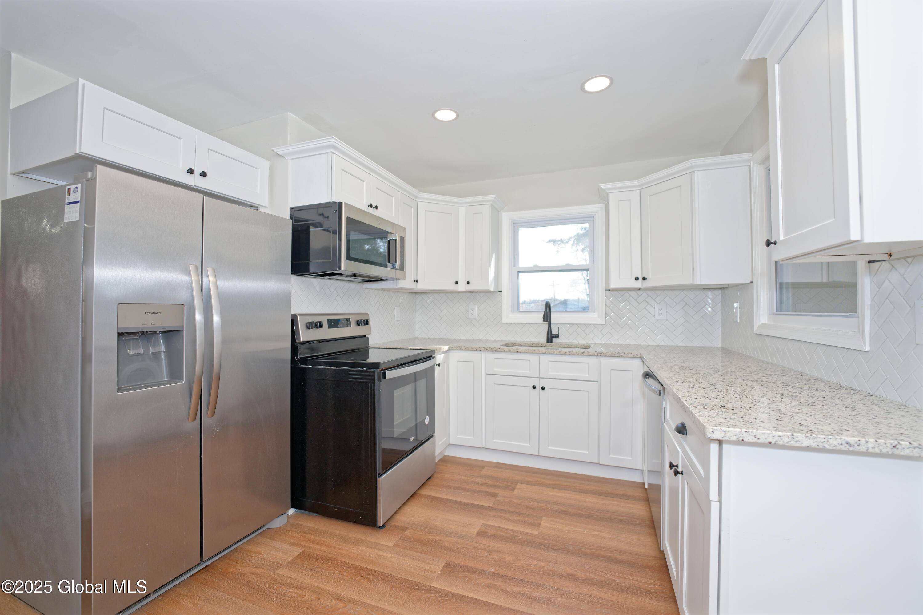 Bethlehem, NY 12158,12 Willowbrook Avenue