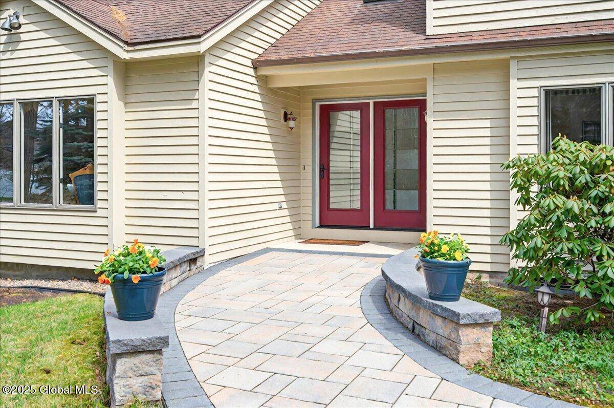 Clifton Park, NY 12019,14 Birch Hill Road