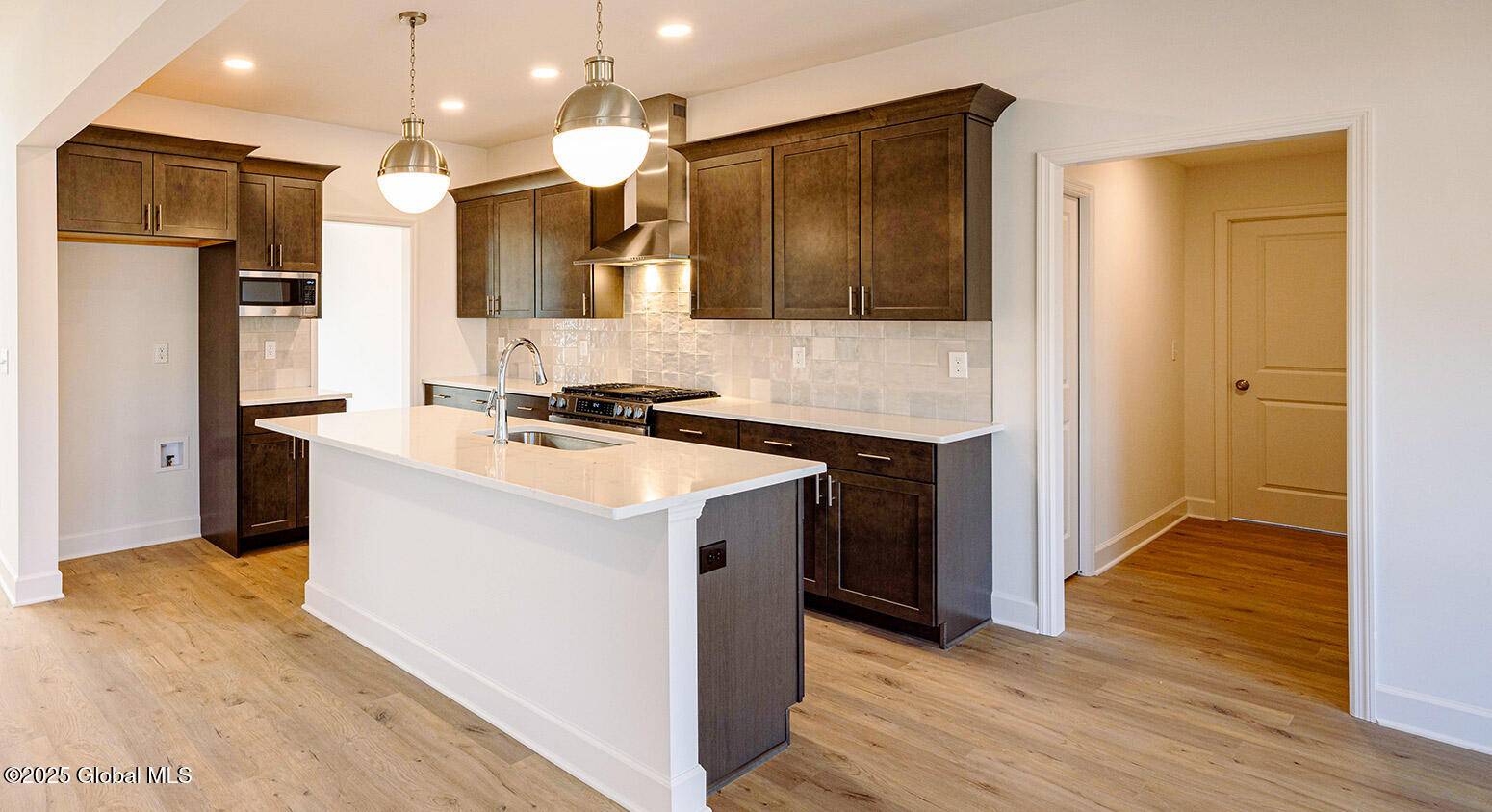Niskayuna, NY 12309,1 Bergen Place