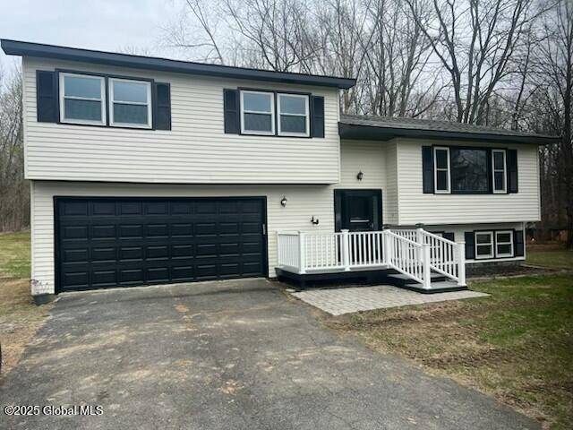 Valatie, NY 12184,148 County Rte 28B