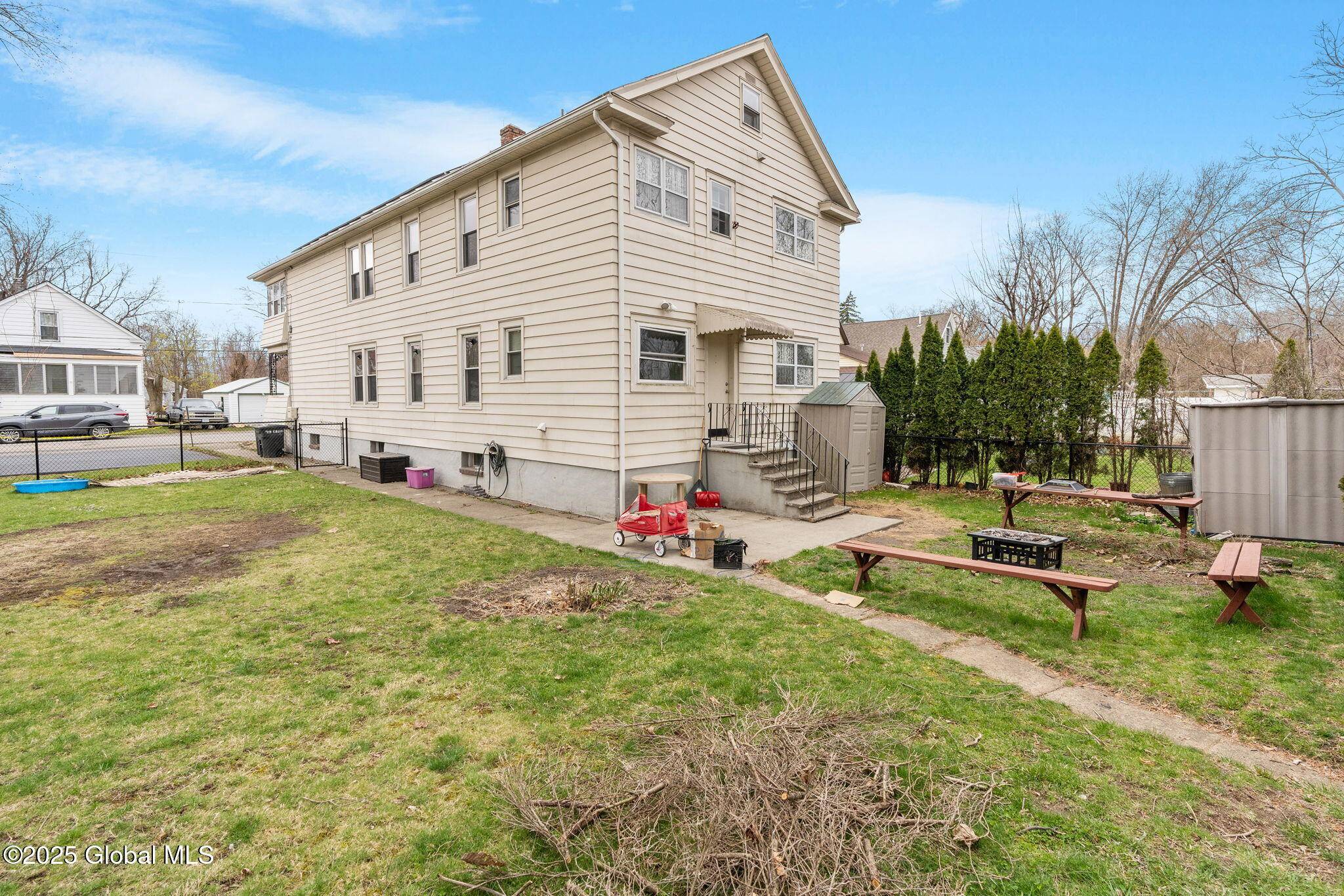 Colonie, NY 12189,29 Craig Street