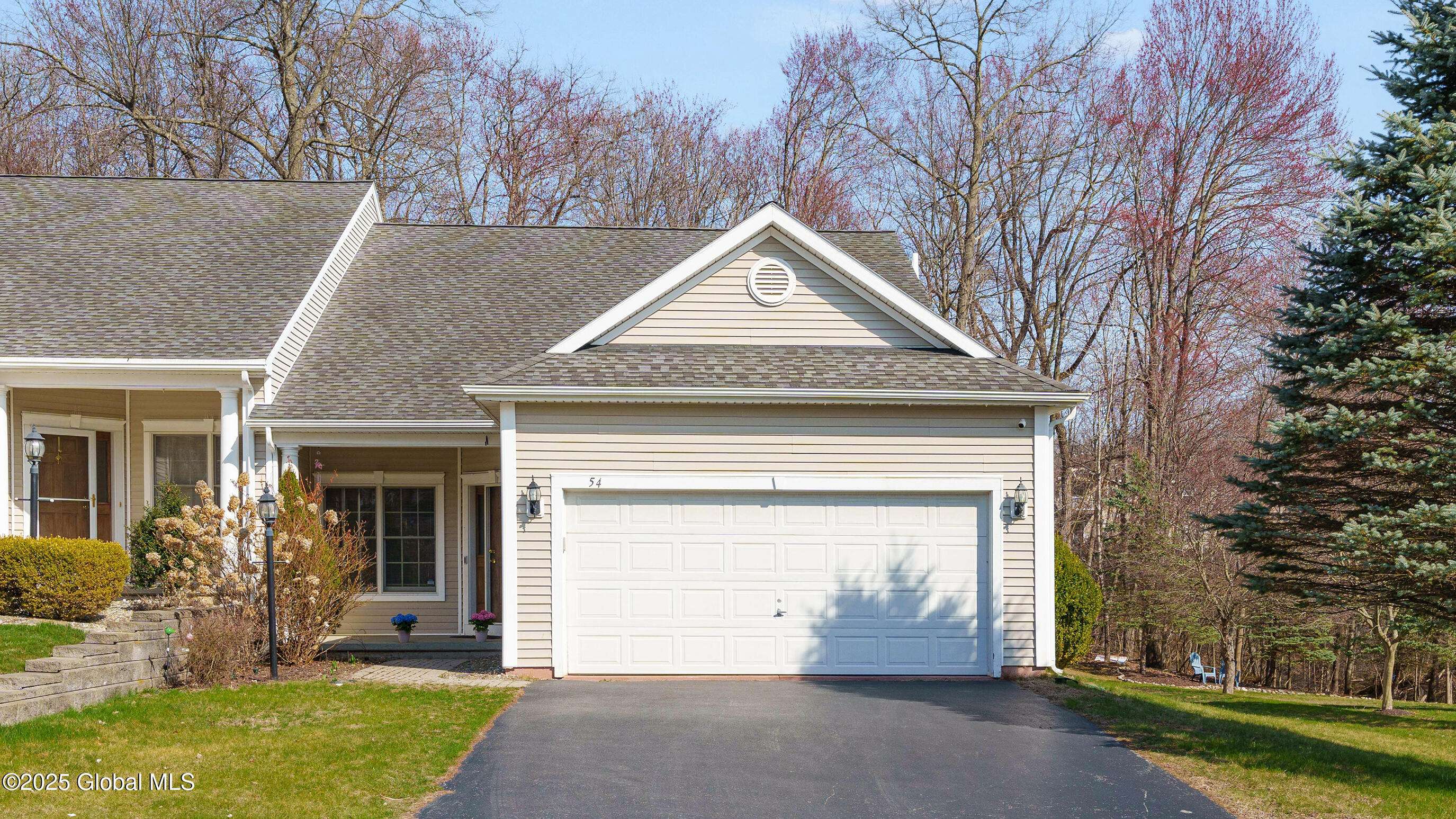 East Greenbush, NY 12061,54 Rockrose Drive