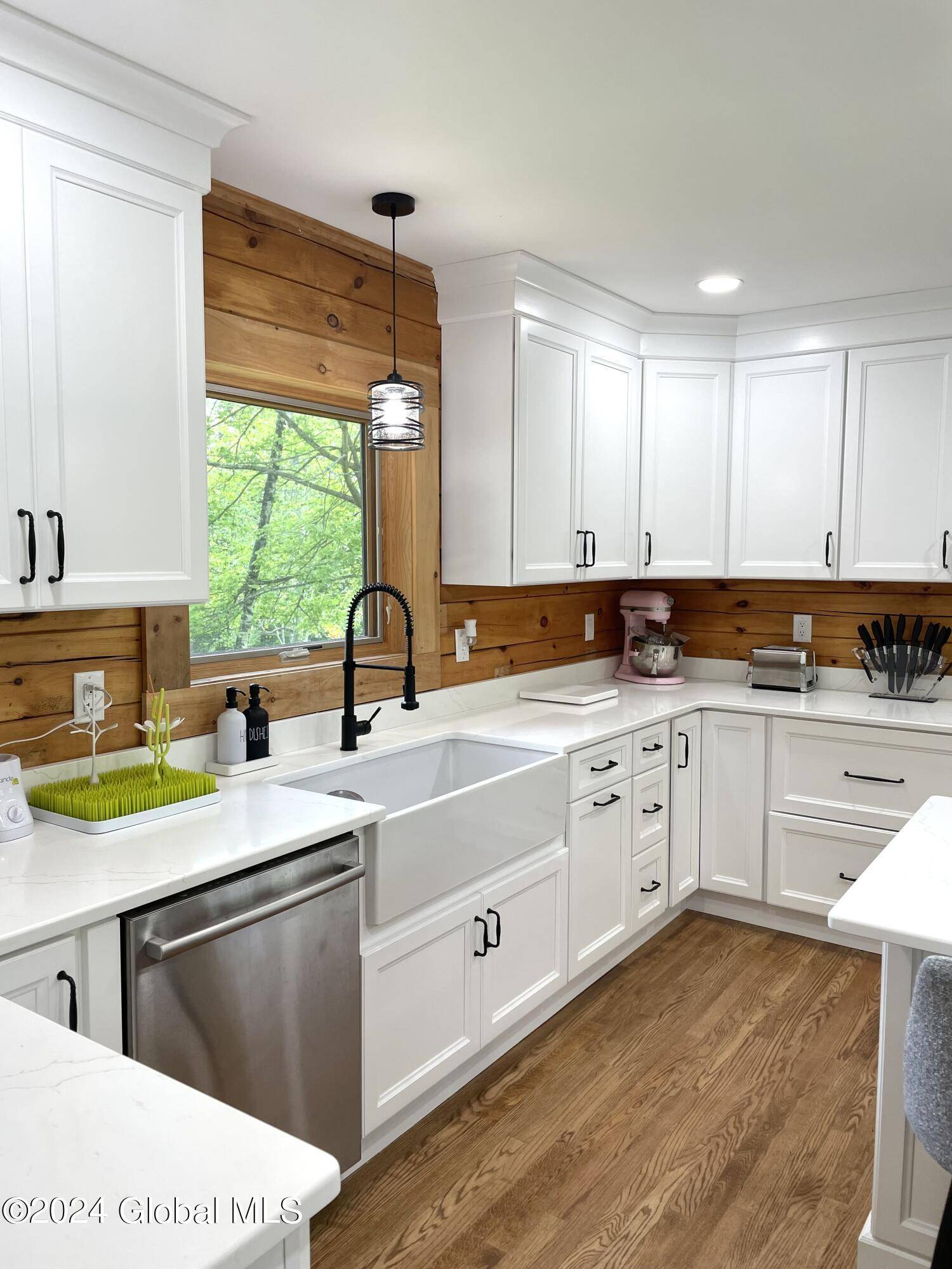 Rensselaerville, NY 12147,83 McCulloch Cross Road