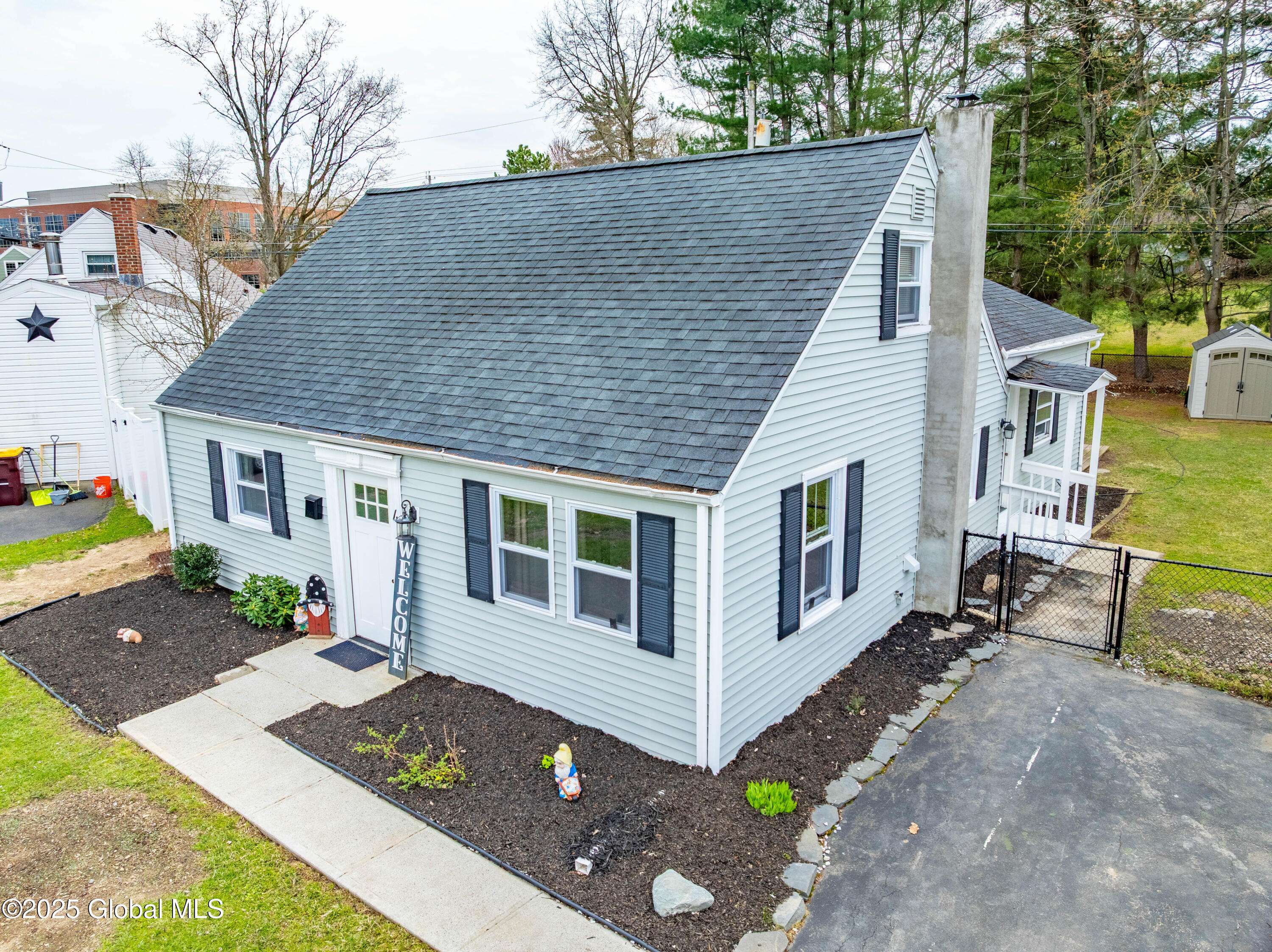 Colonie, NY 12110,4 Charles Road