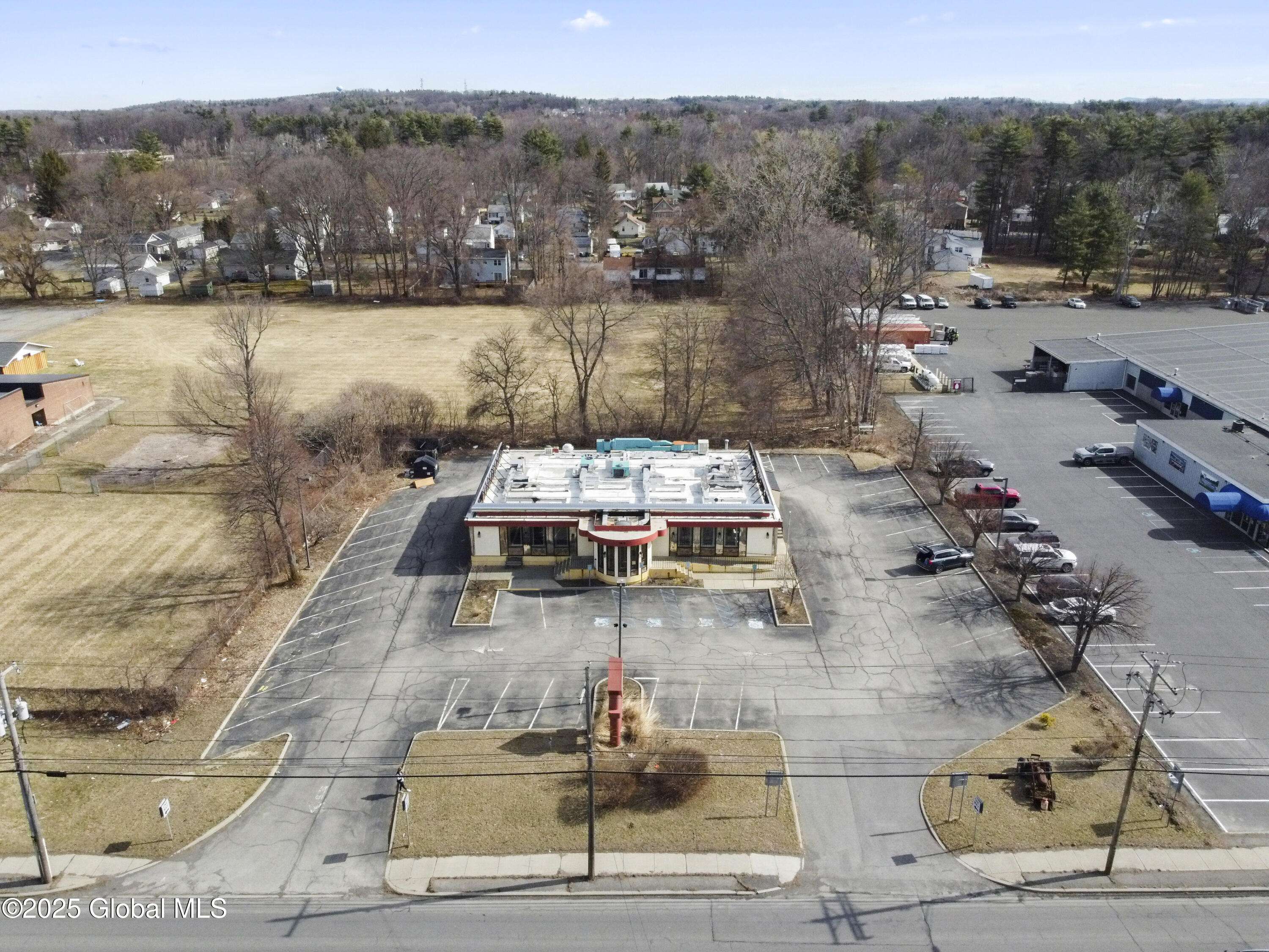 Colonie, NY 12205,1975 Central Avenue