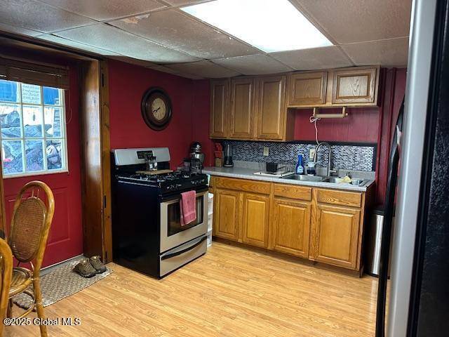 Moriah, NY 12998,9 Bridal Row