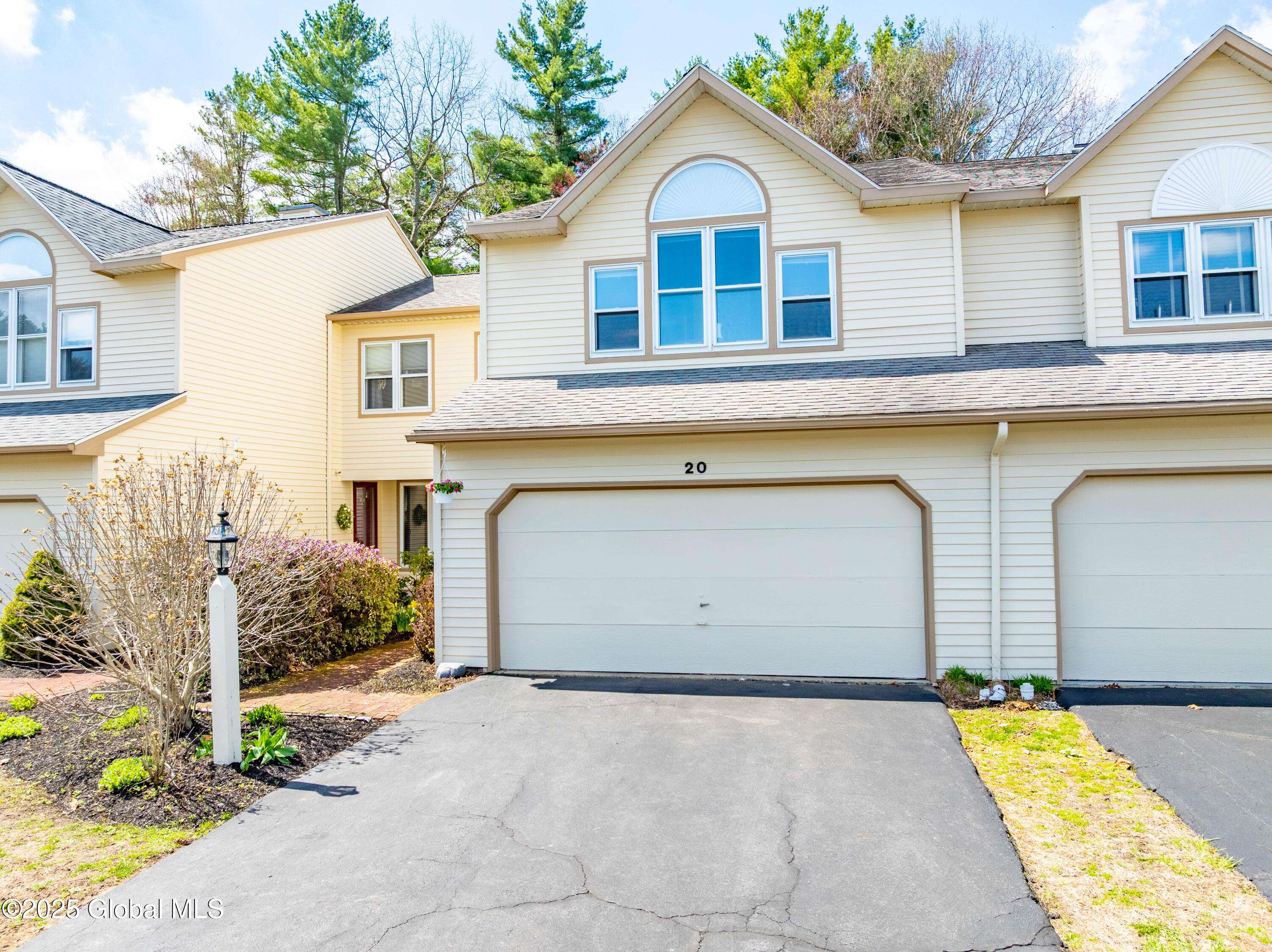 Stillwater, NY 12866,20 Ridge Court