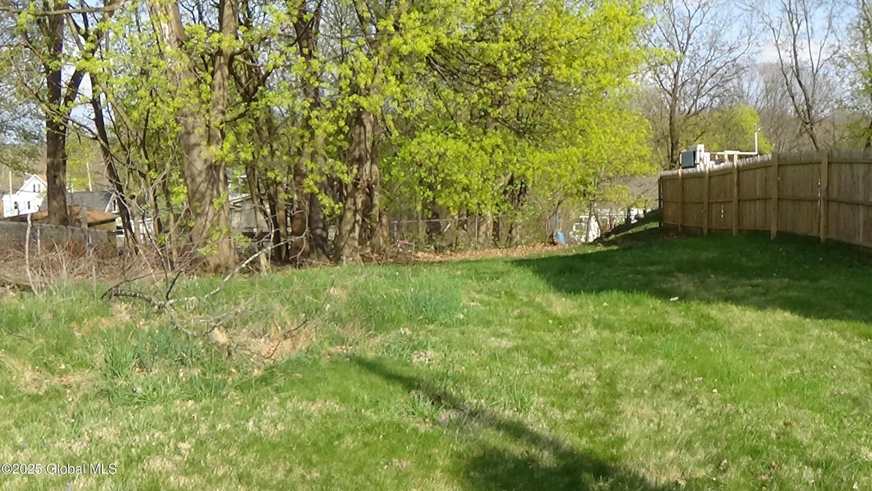 Rensselaer, NY 12144,1568 5th Street