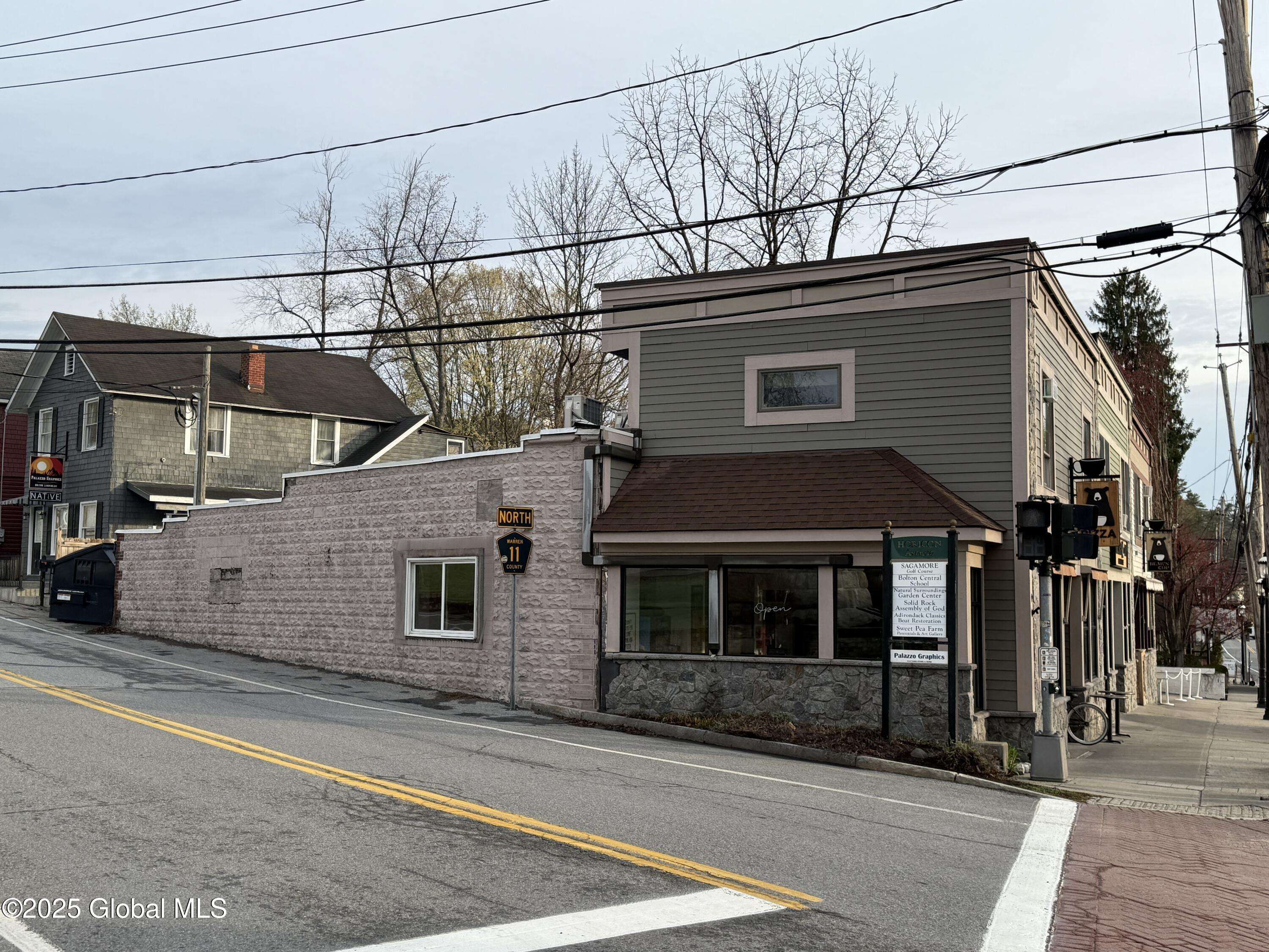 Bolton, NY 12814,4971 Lake Shore Drive