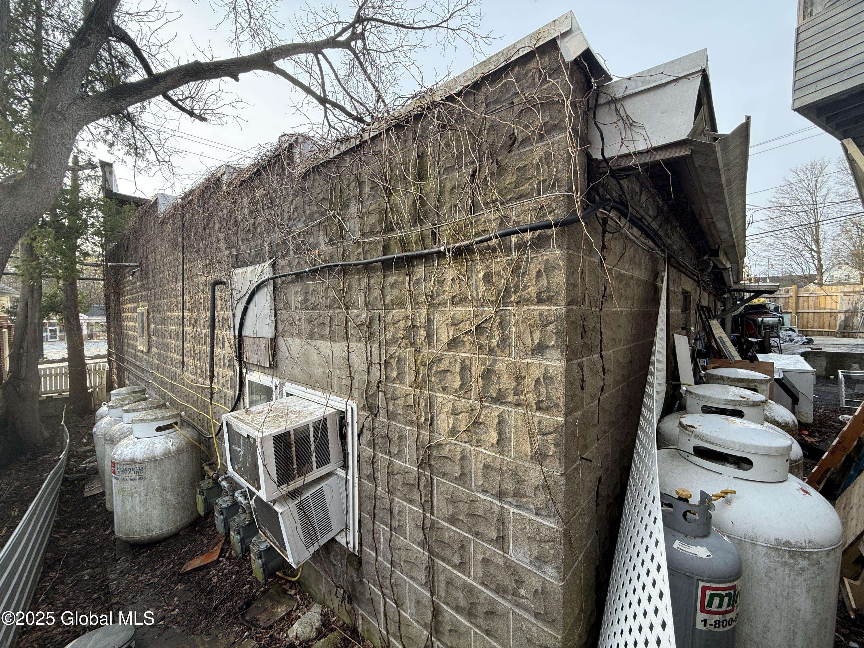 Bolton, NY 12814,4971 Lake Shore Drive