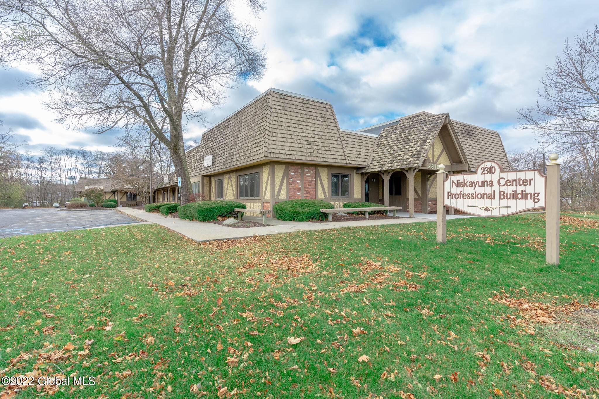 Niskayuna, NY 12309,2310 E Nott Street #Suite 5