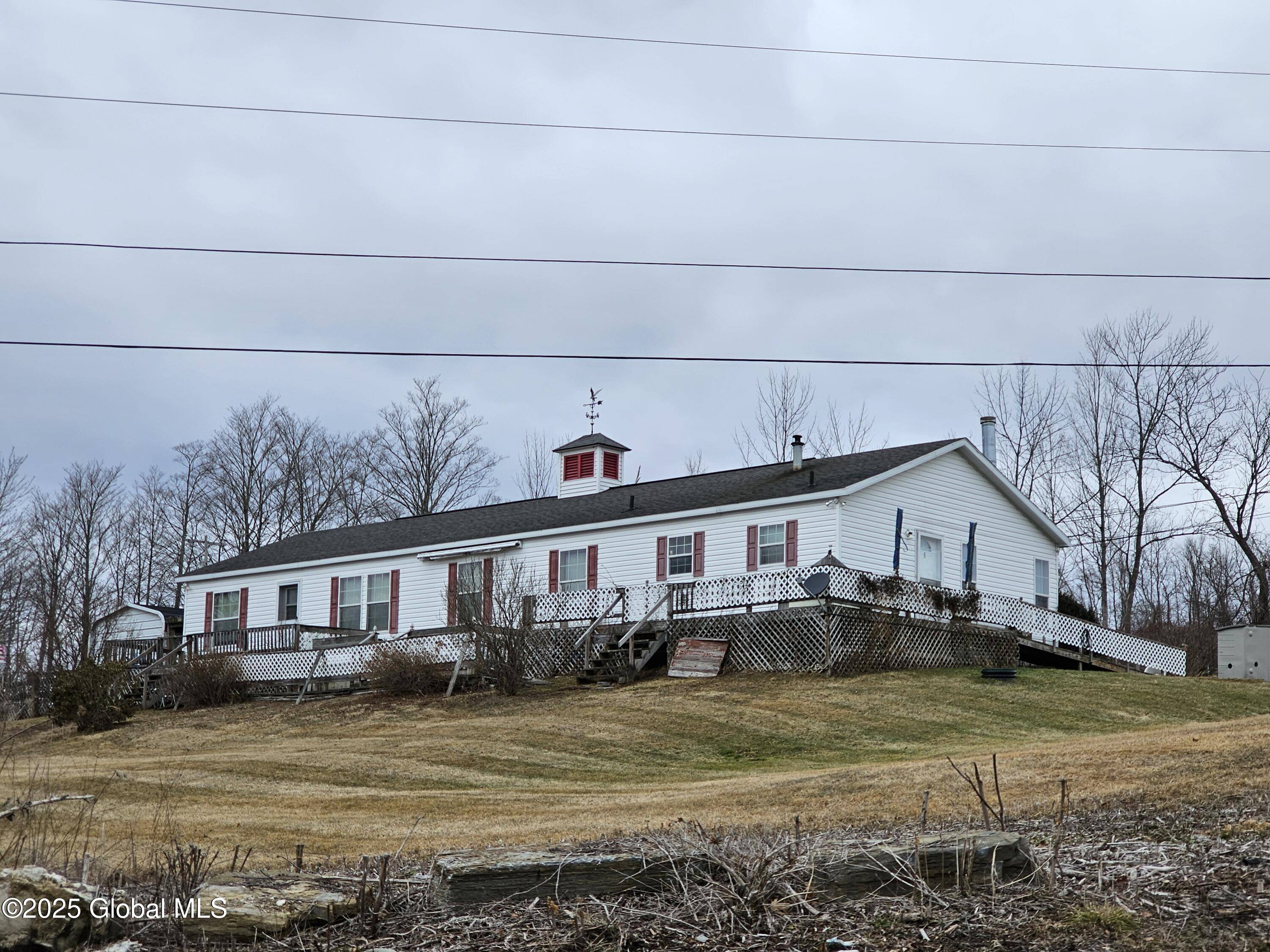 Hoosick, NY 12090,5 Bayer Road