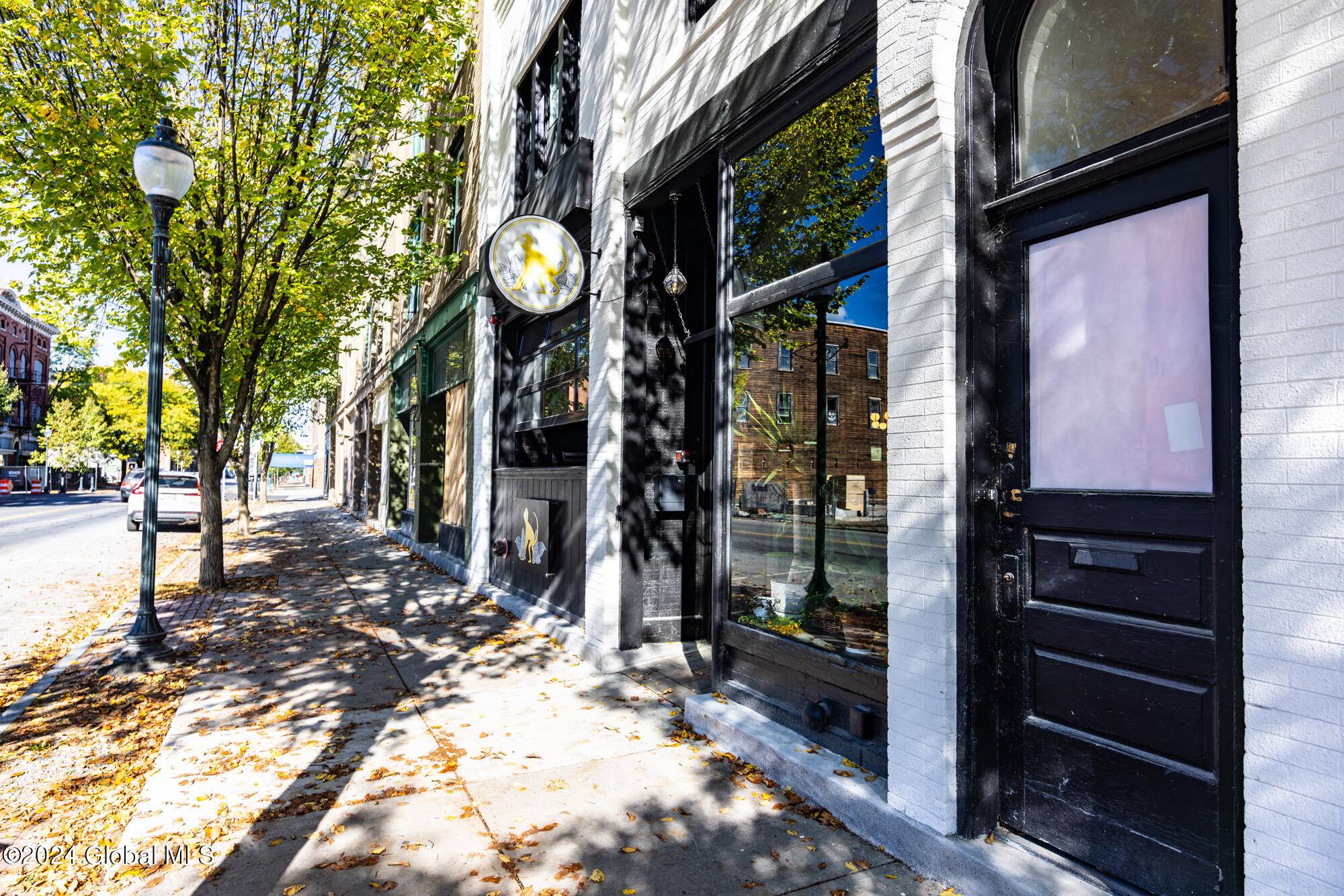 Glens Falls, NY 12801,58-66 South St