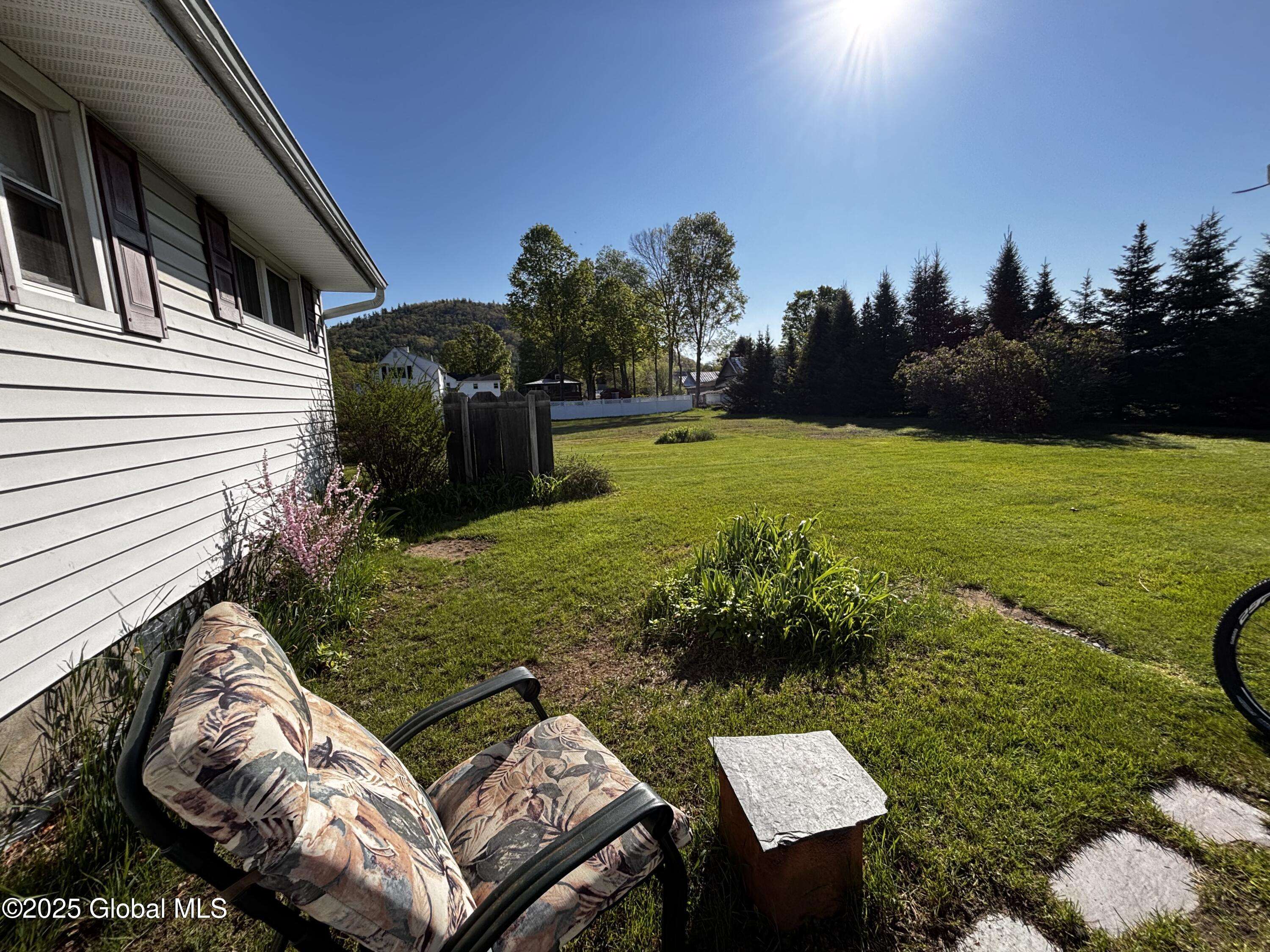 Warrensburg, NY 12885,26 4th Avenue