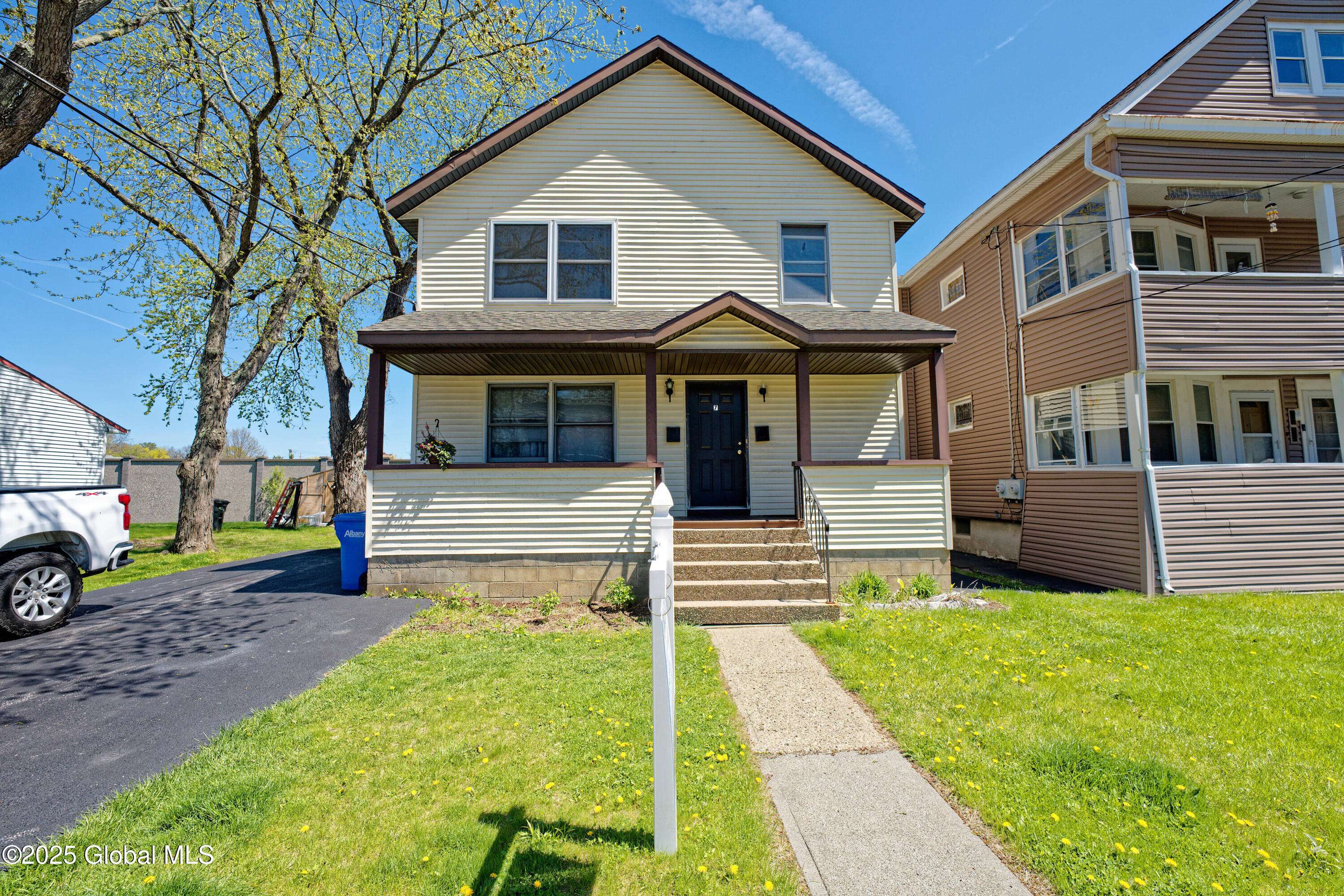 Albany, NY 12209,7 Bohl Avenue