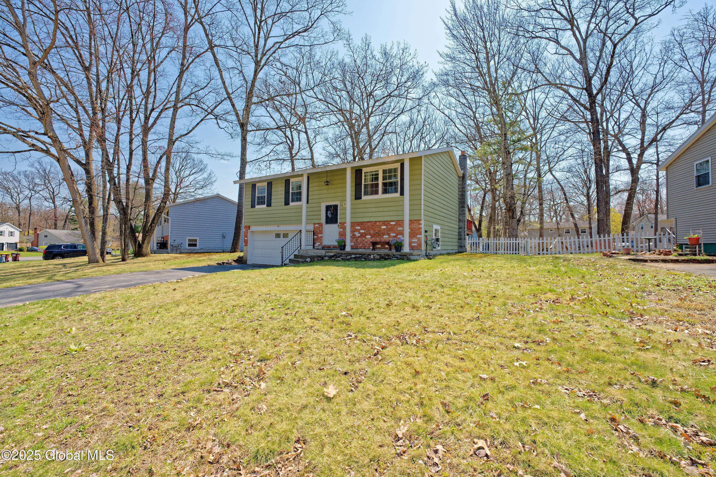 Saratoga Springs, Outside, NY 12866,59 Wagon Wheel Trail