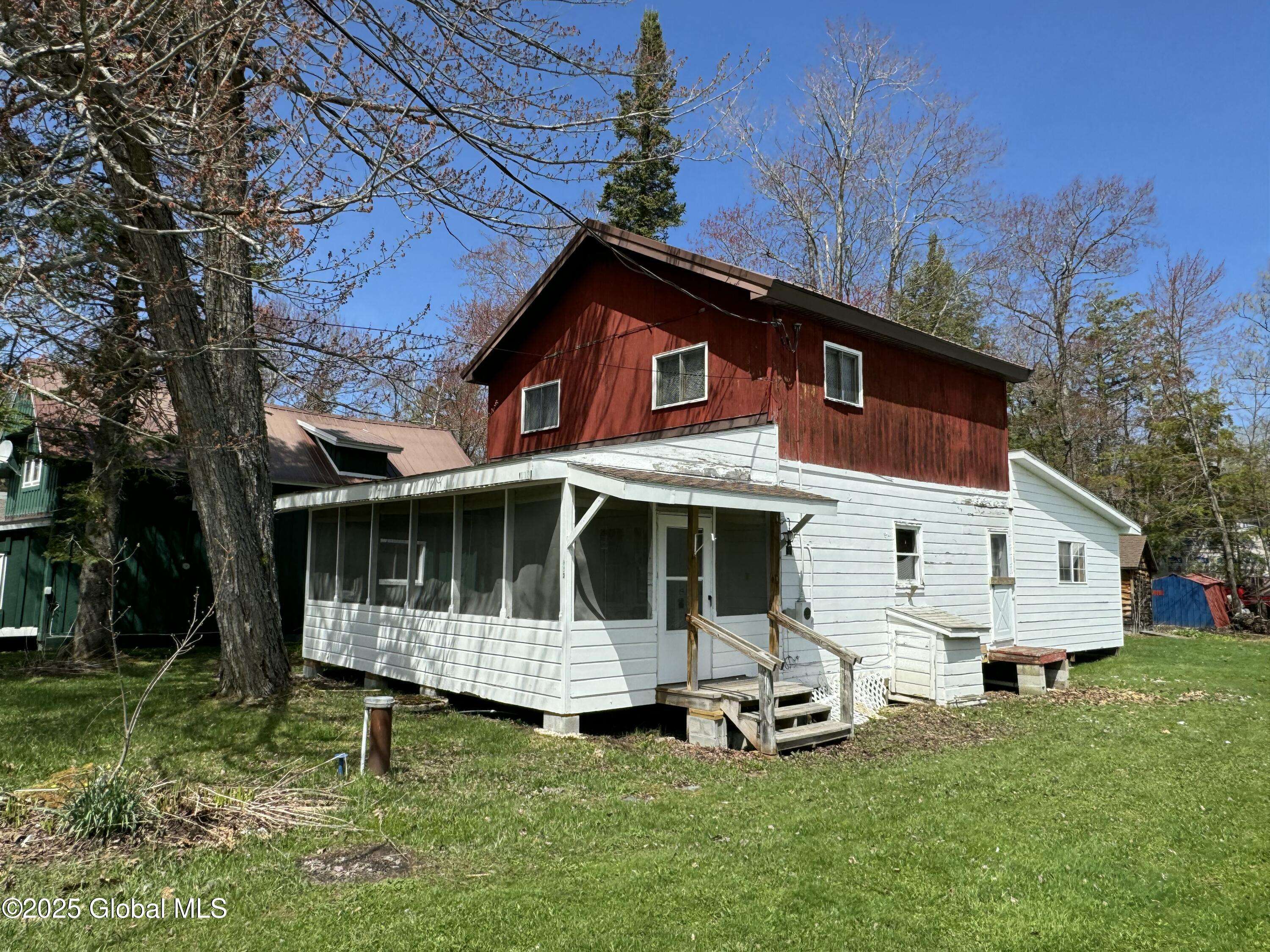 Caroga, NY 12032,113 Forest Avenue
