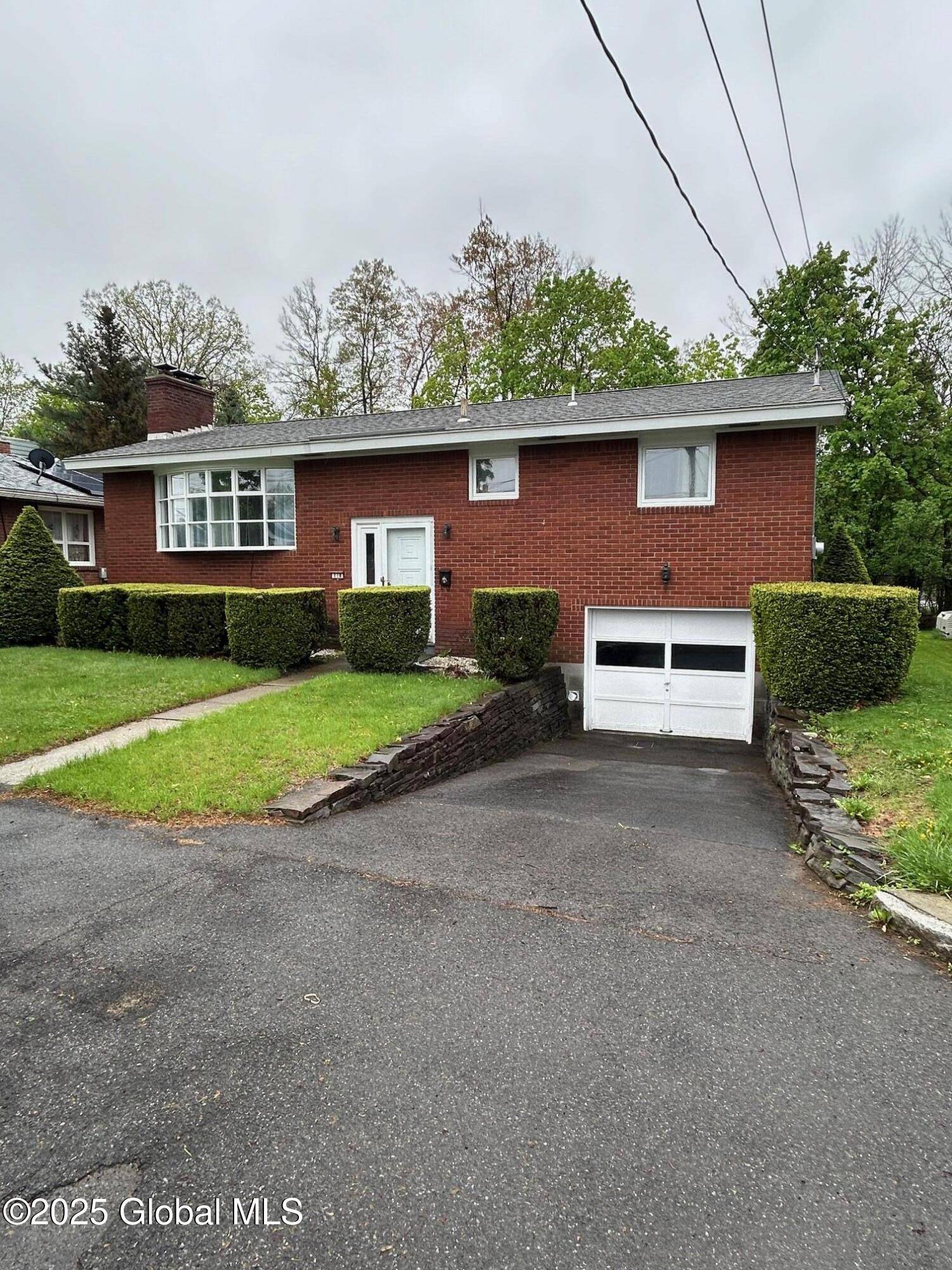 Albany, NY 12209,118 Kenosha Street