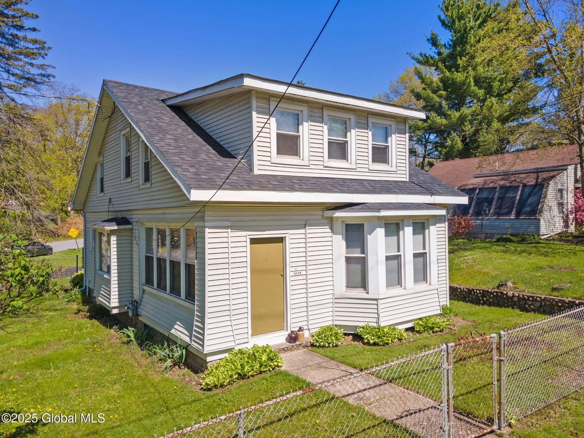Troy, NY 12182,1081 2nd Avenue