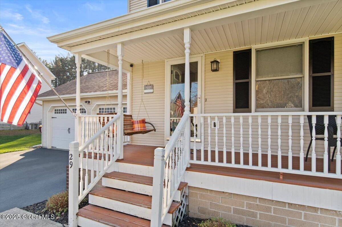 Wilton, NY 12831,29 Highgate Road
