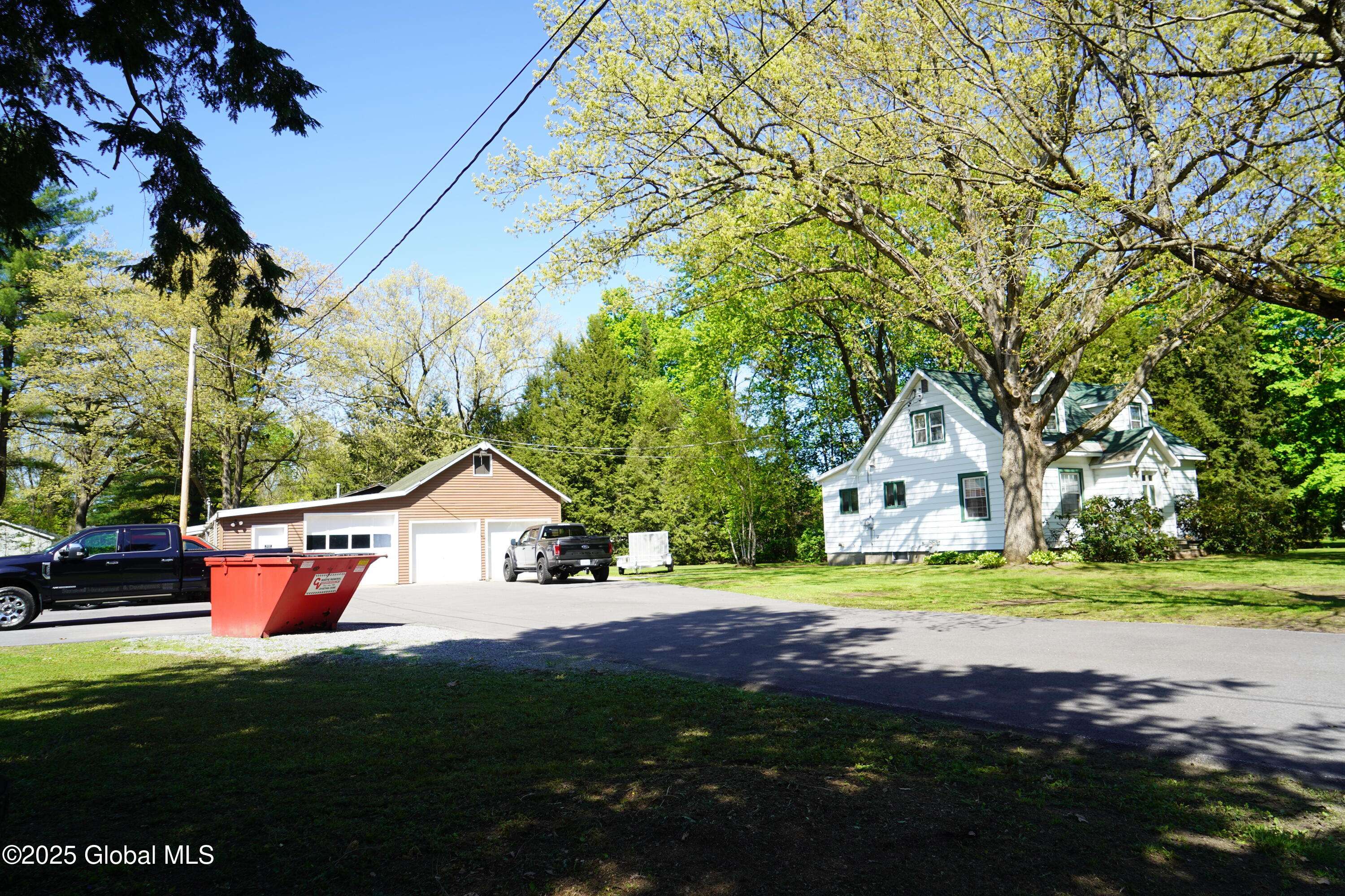 Hudson Falls, NY 12839,31 & 33 Thomas Avenue