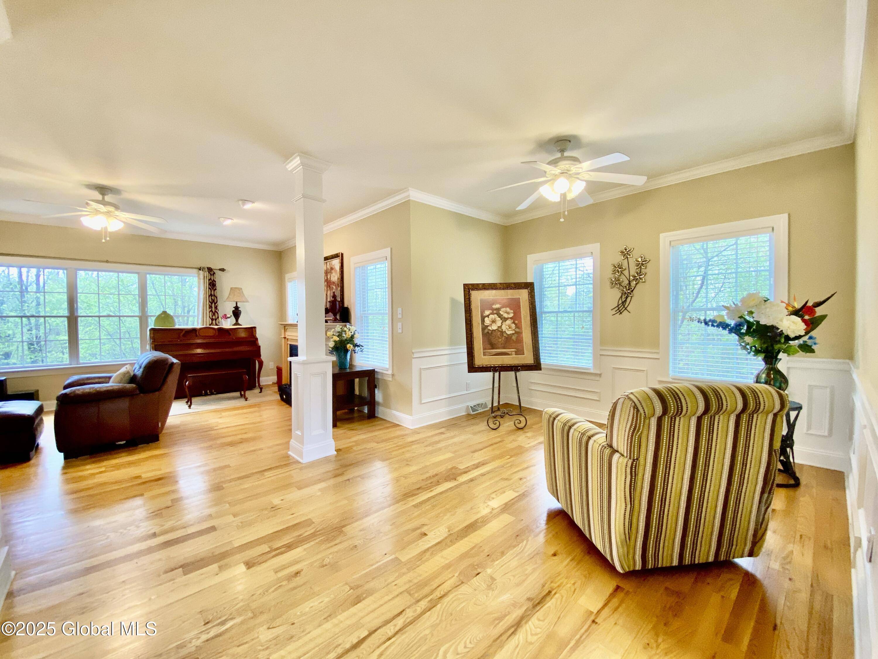 Niskayuna, NY 12309,4045 Windsor Drive