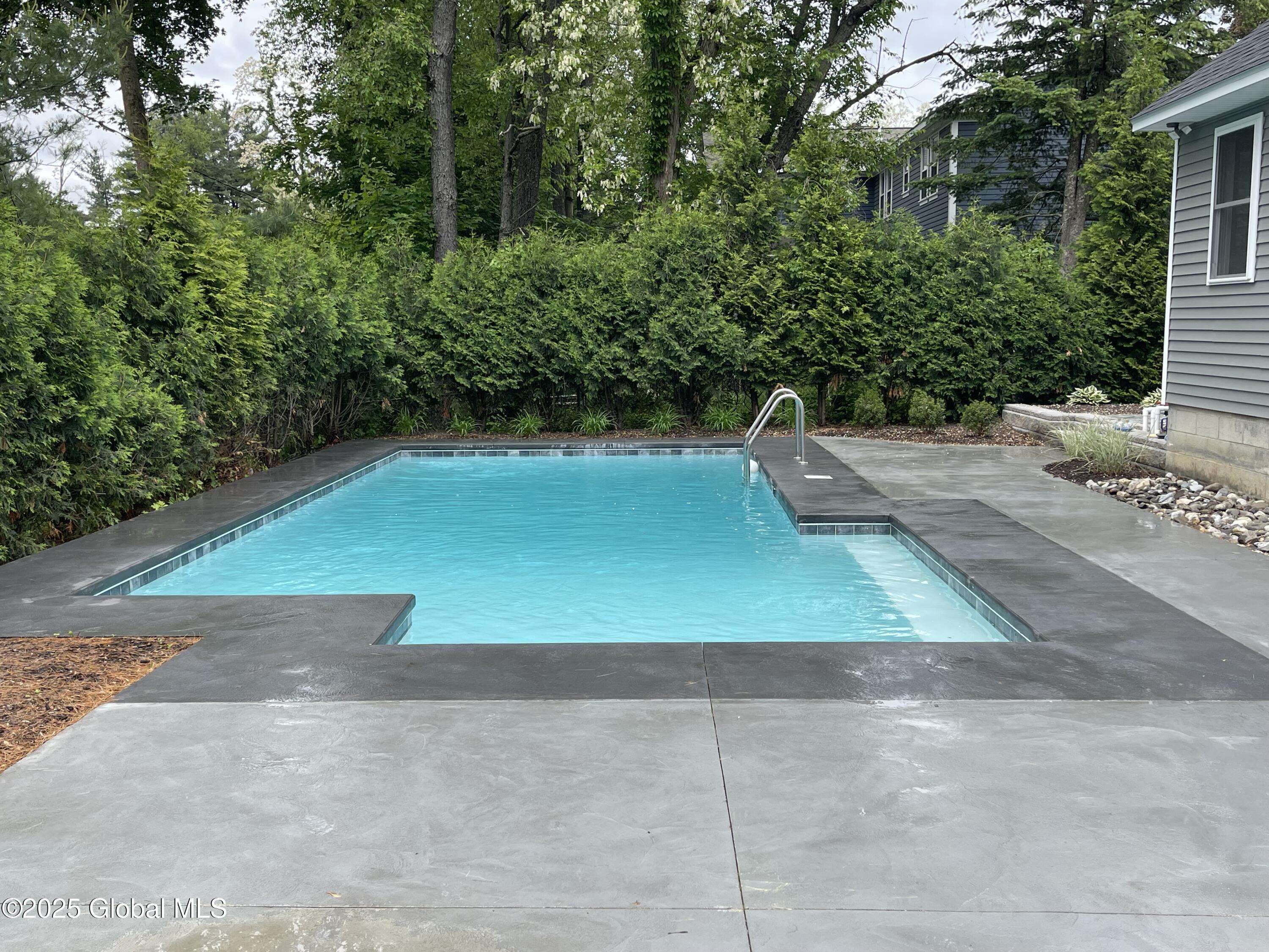 Colonie, NY 12211,10 Vatrano Lane