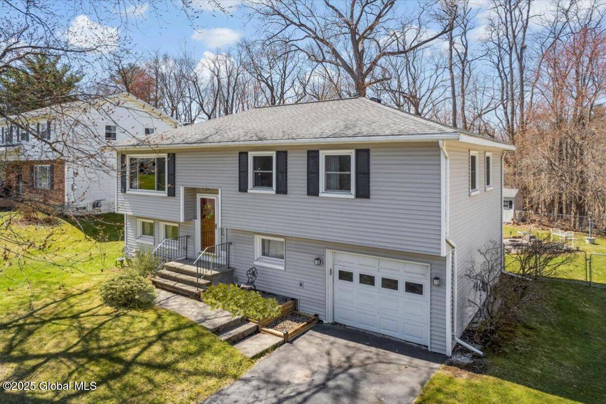 Colonie, NY 12110,67 Fairlawn Drive