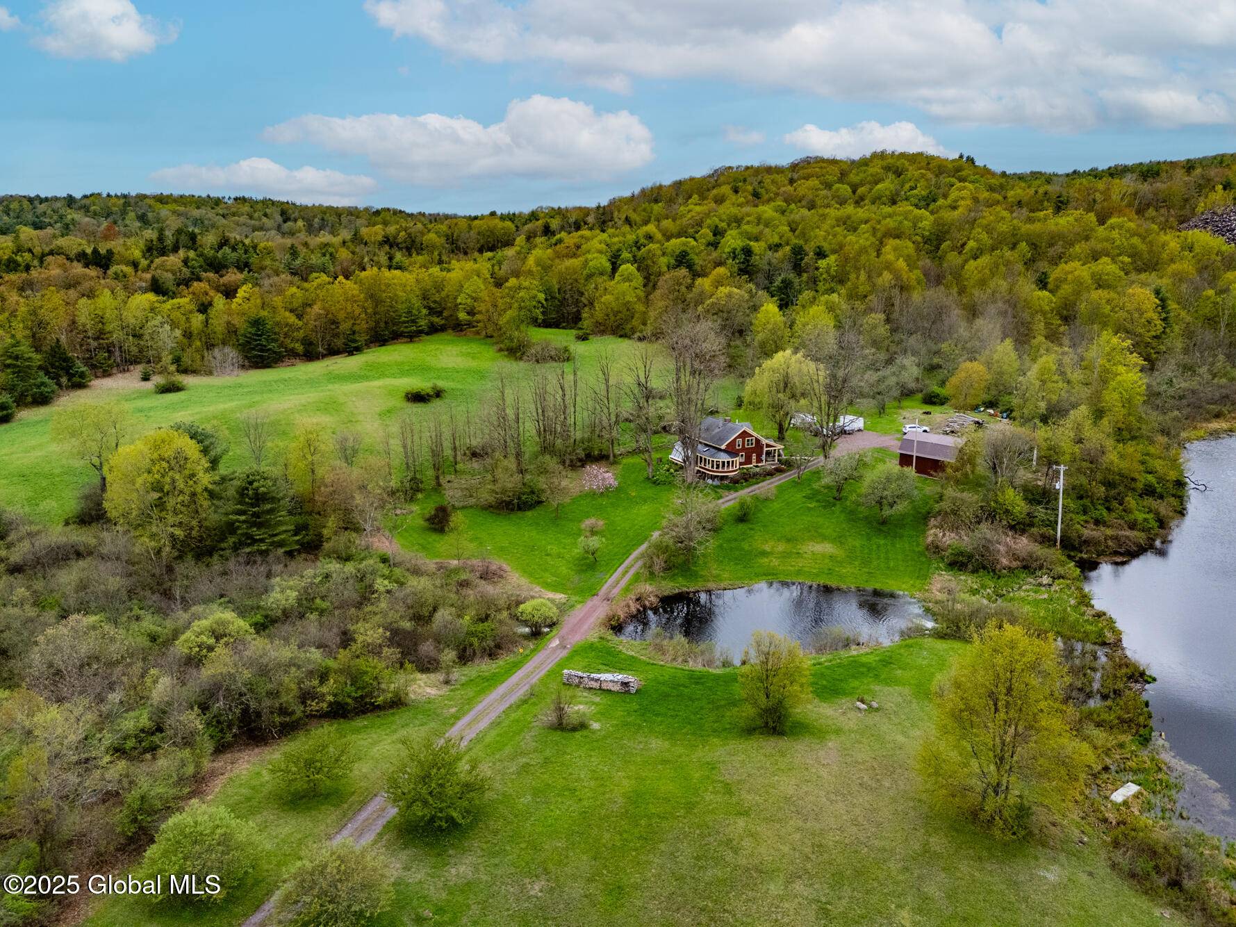 Hampton, NY 12887,71 South Road