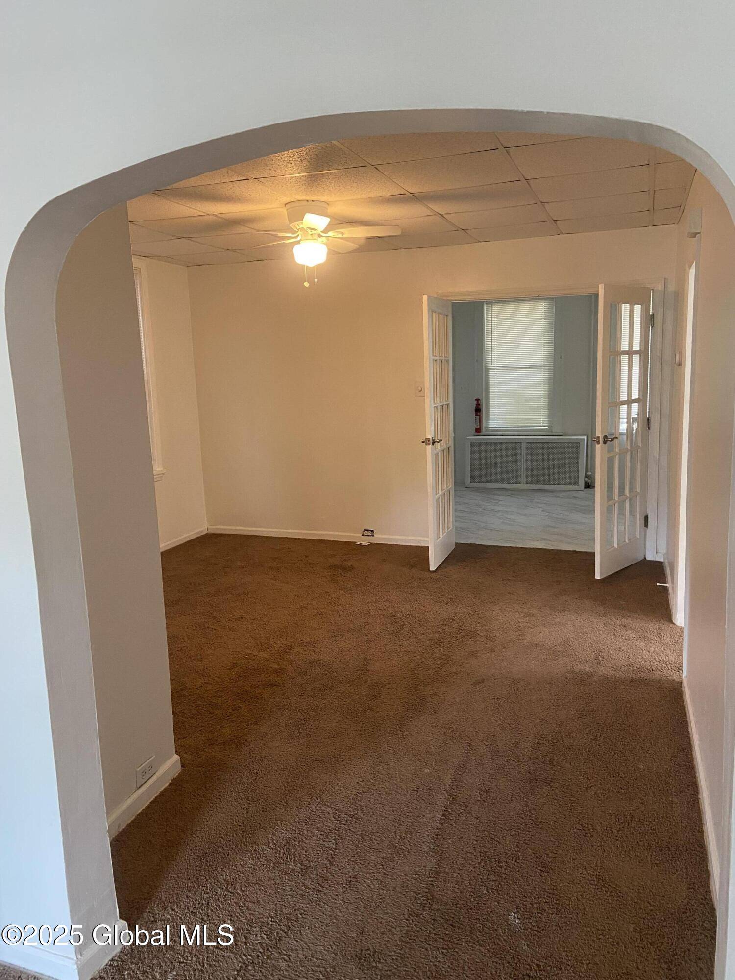 Cohoes, NY 12047,114 Simmons Avenue