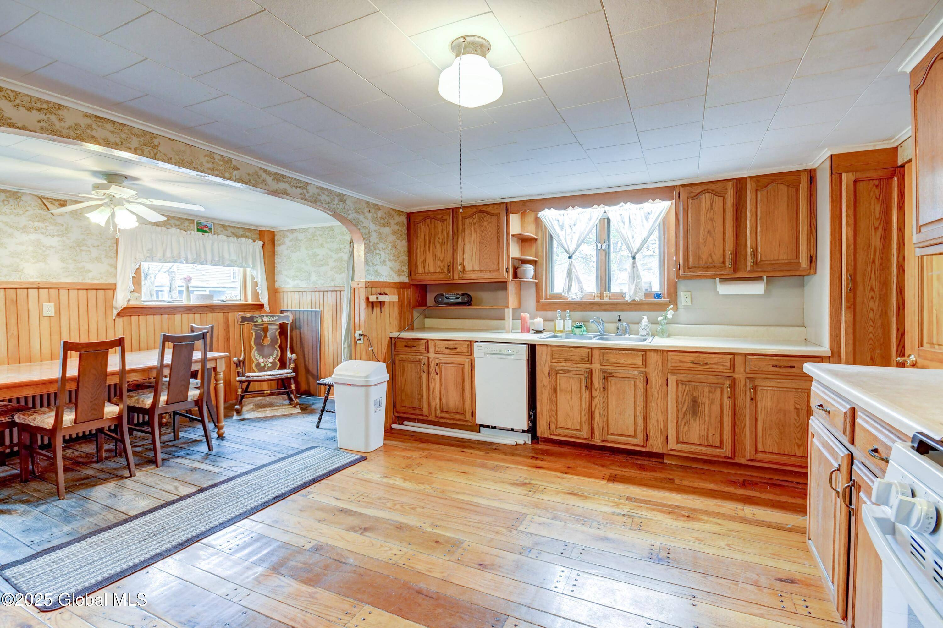 Broadalbin Village, NY 12025,19 Maple Street