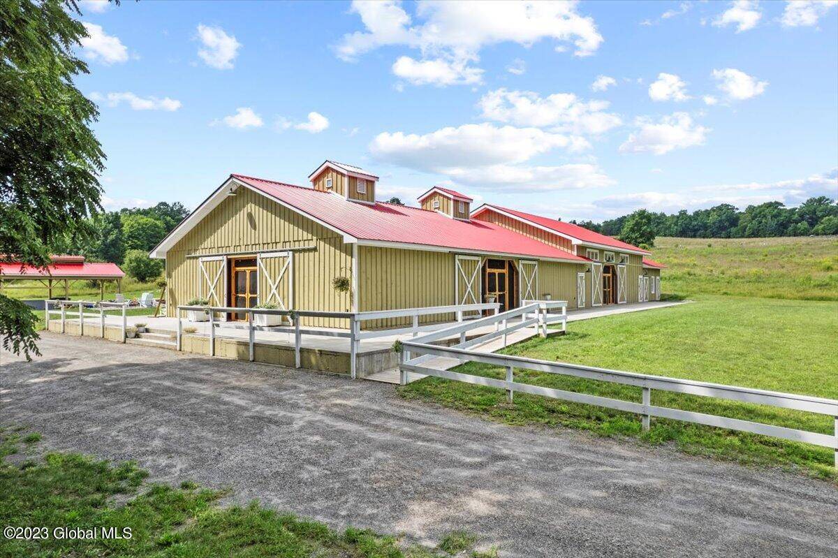 Moriah, NY 12960,284 Edgemont Road