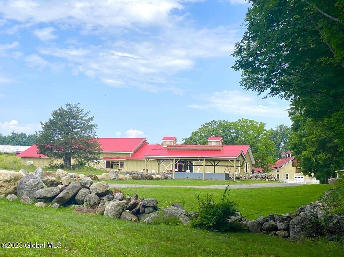 Moriah, NY 12960,284 Edgemont Road