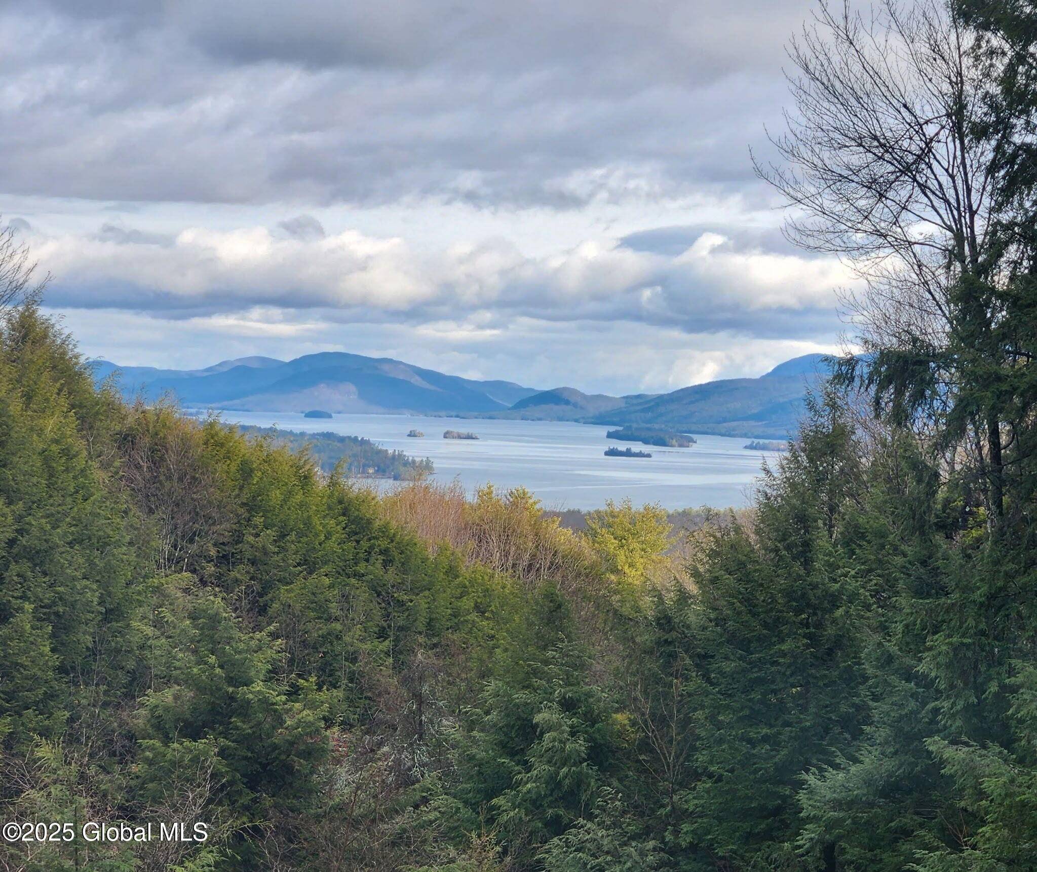 Lake George, NY 12845,67 Mohawk Mt Road