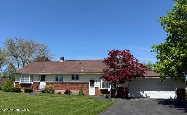 Guilderland, NY 12203,42 E Maynes Avenue