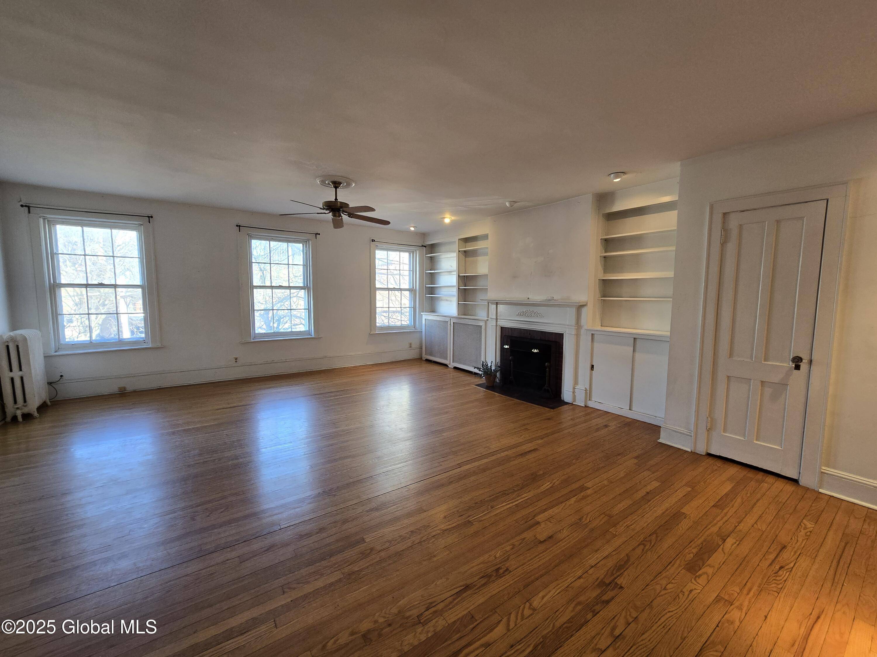 Albany, NY 12210,94 Chestnut Street
