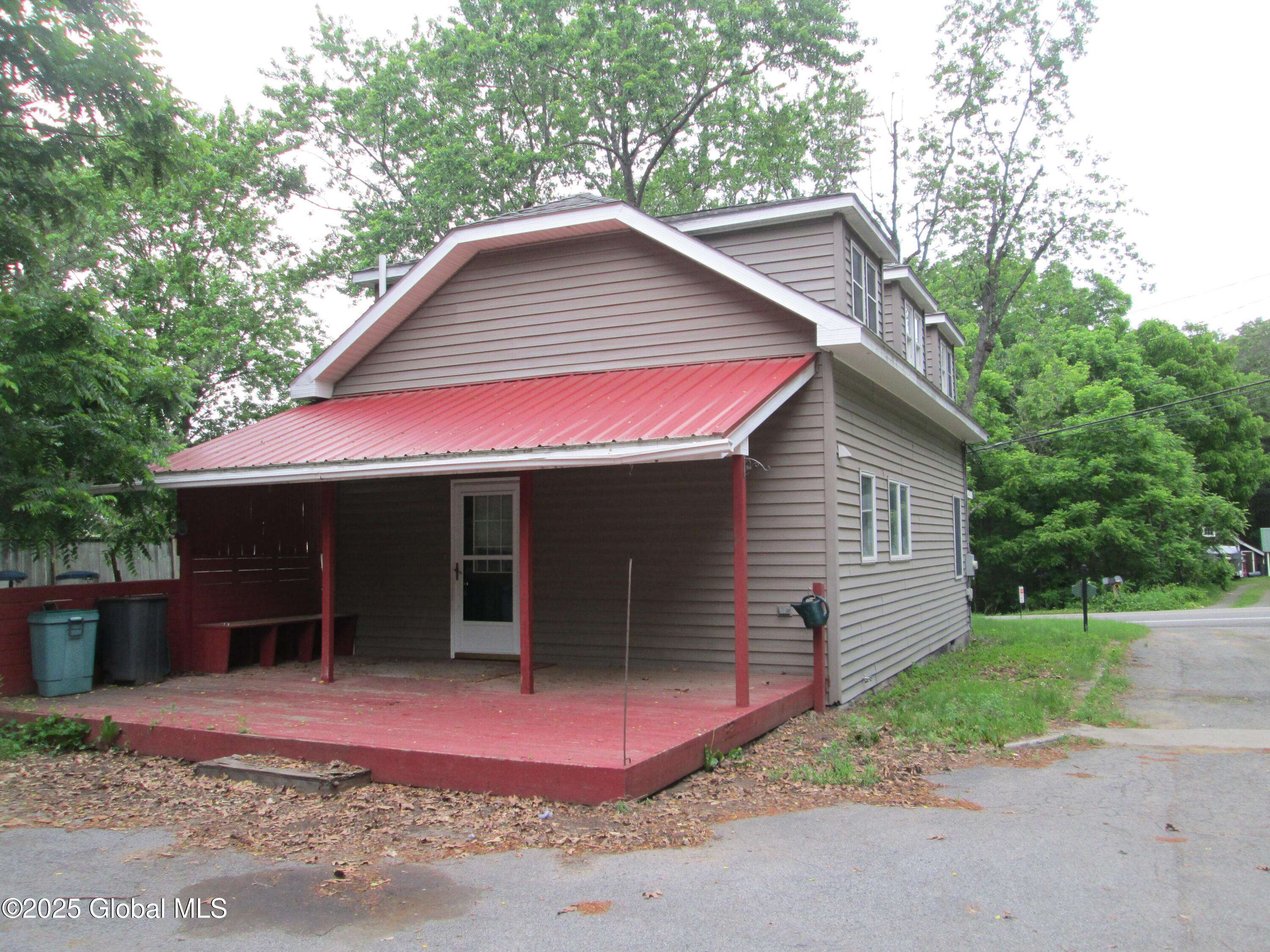 Gloversville, NY 12078,441 Steele Ave Extension