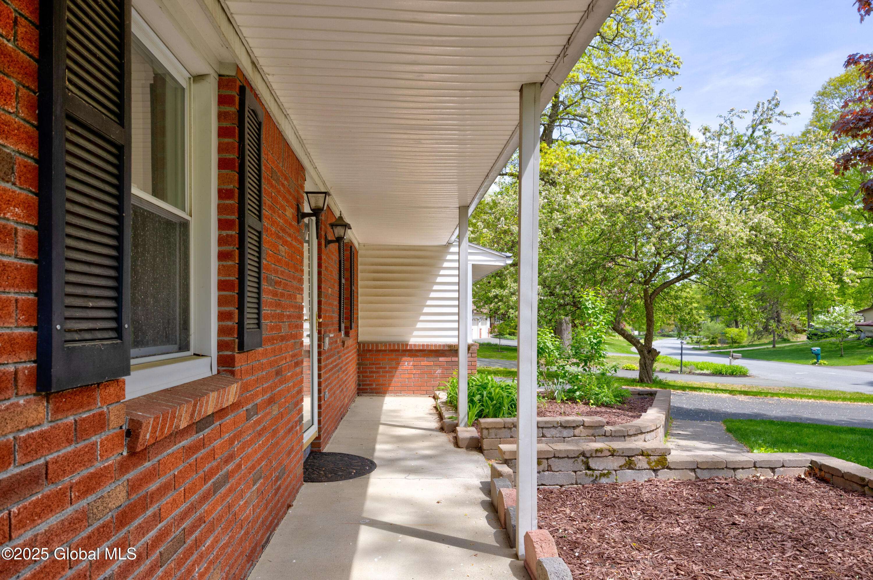 Clifton Park, NY 12065,43 Brookline Drive