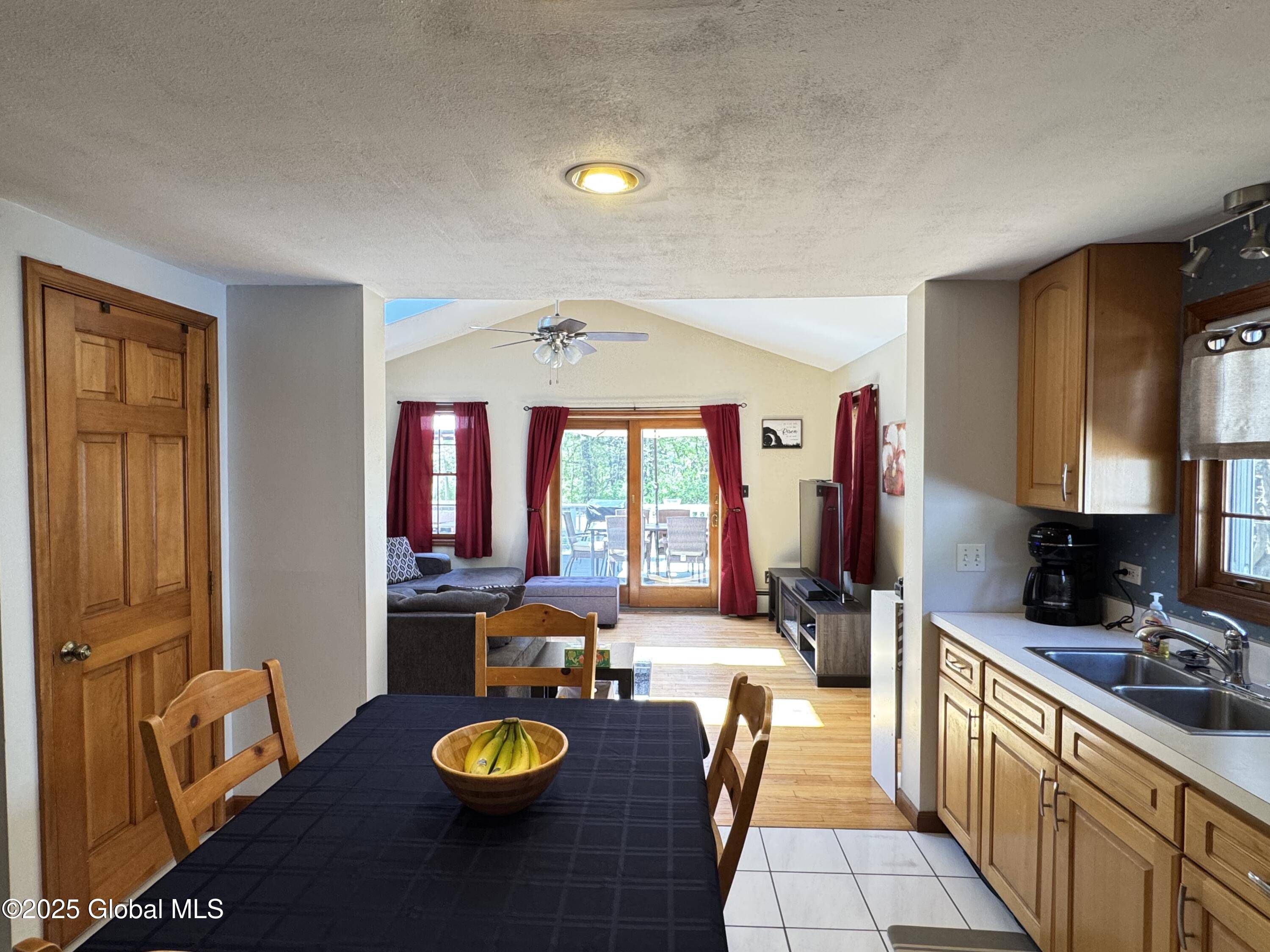 Albany, NY 12203,14 Wendom Road
