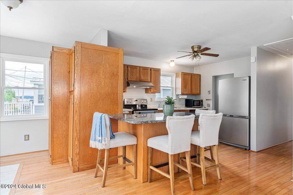 Malta, NY 12020,19 Kozy Lane